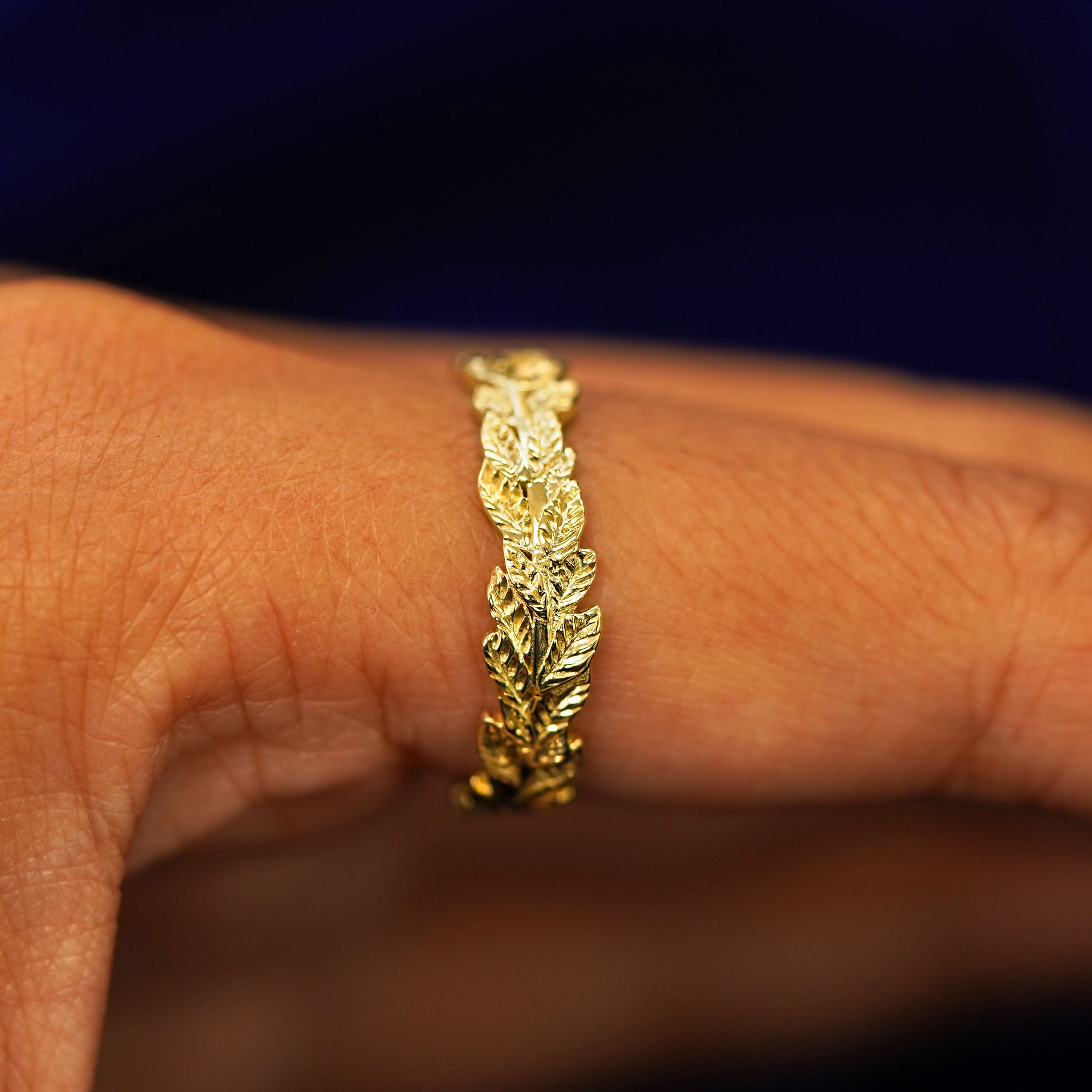 Automic Gold Studio Double Leaves Band