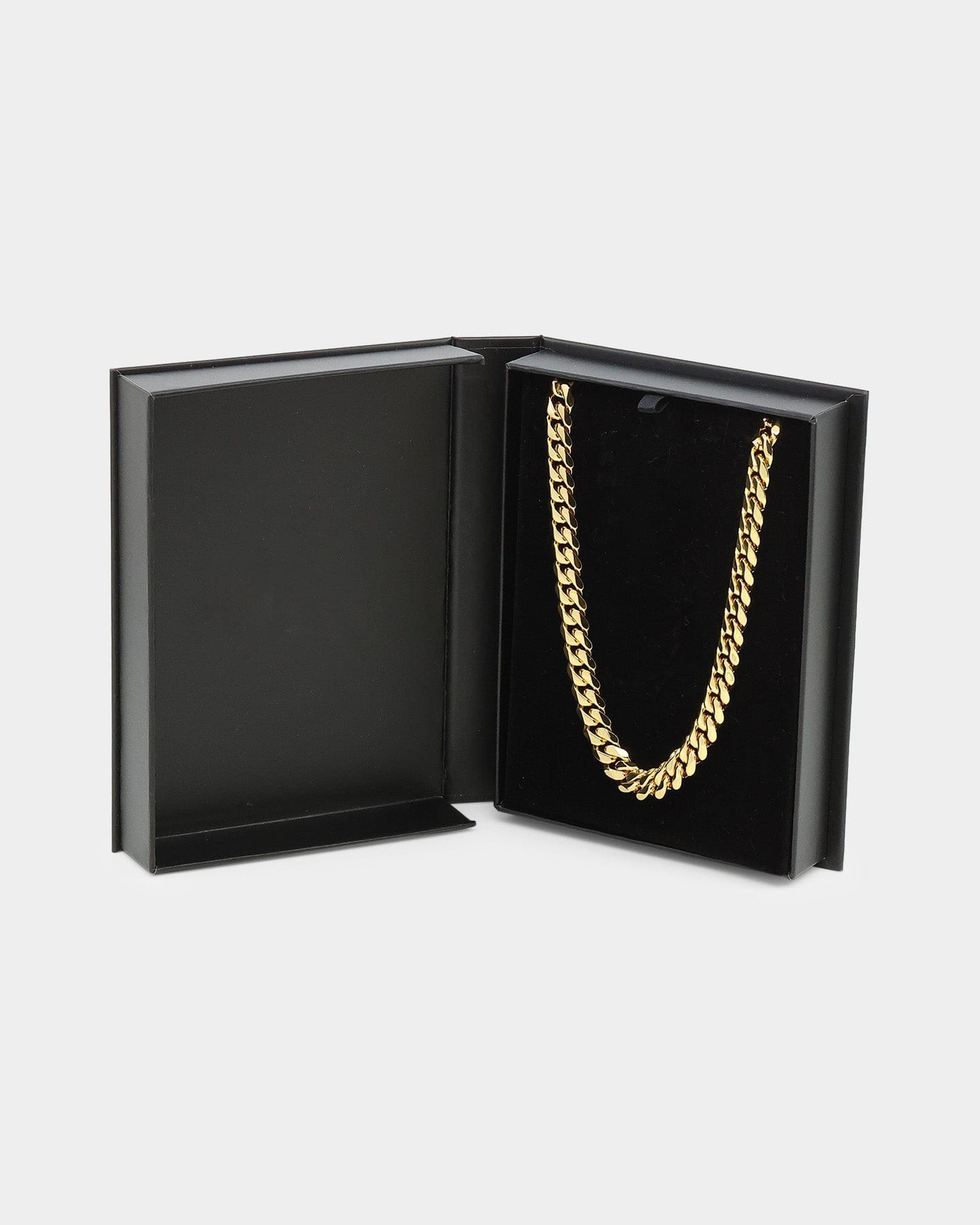 Saint Morta 10 mm Cuban Chain Gold