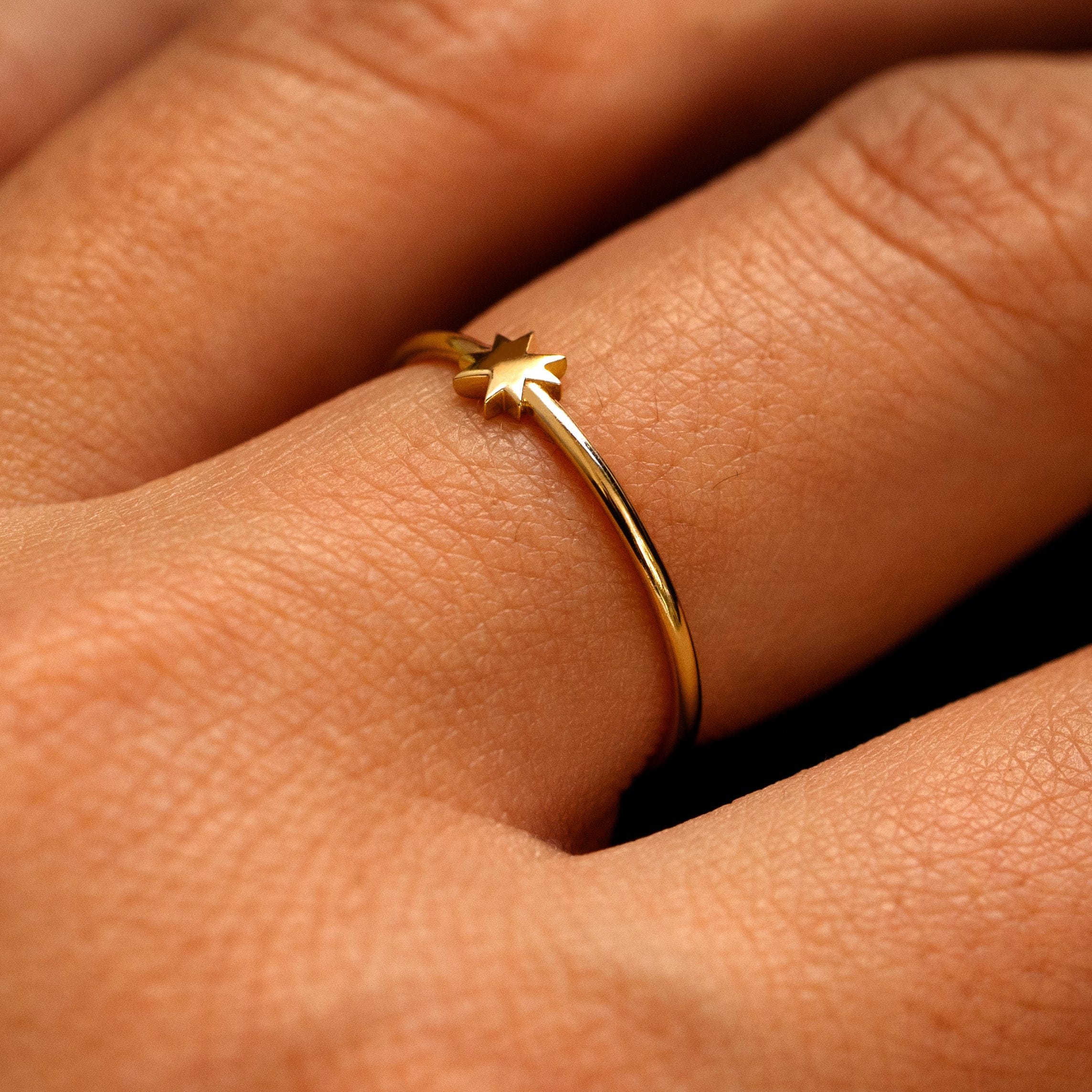 Automic Gold Studio 8 Pointed Star Ring