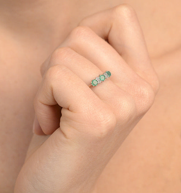 Diamond Emerald 0.45ct And Diamond 9K Gold Ring