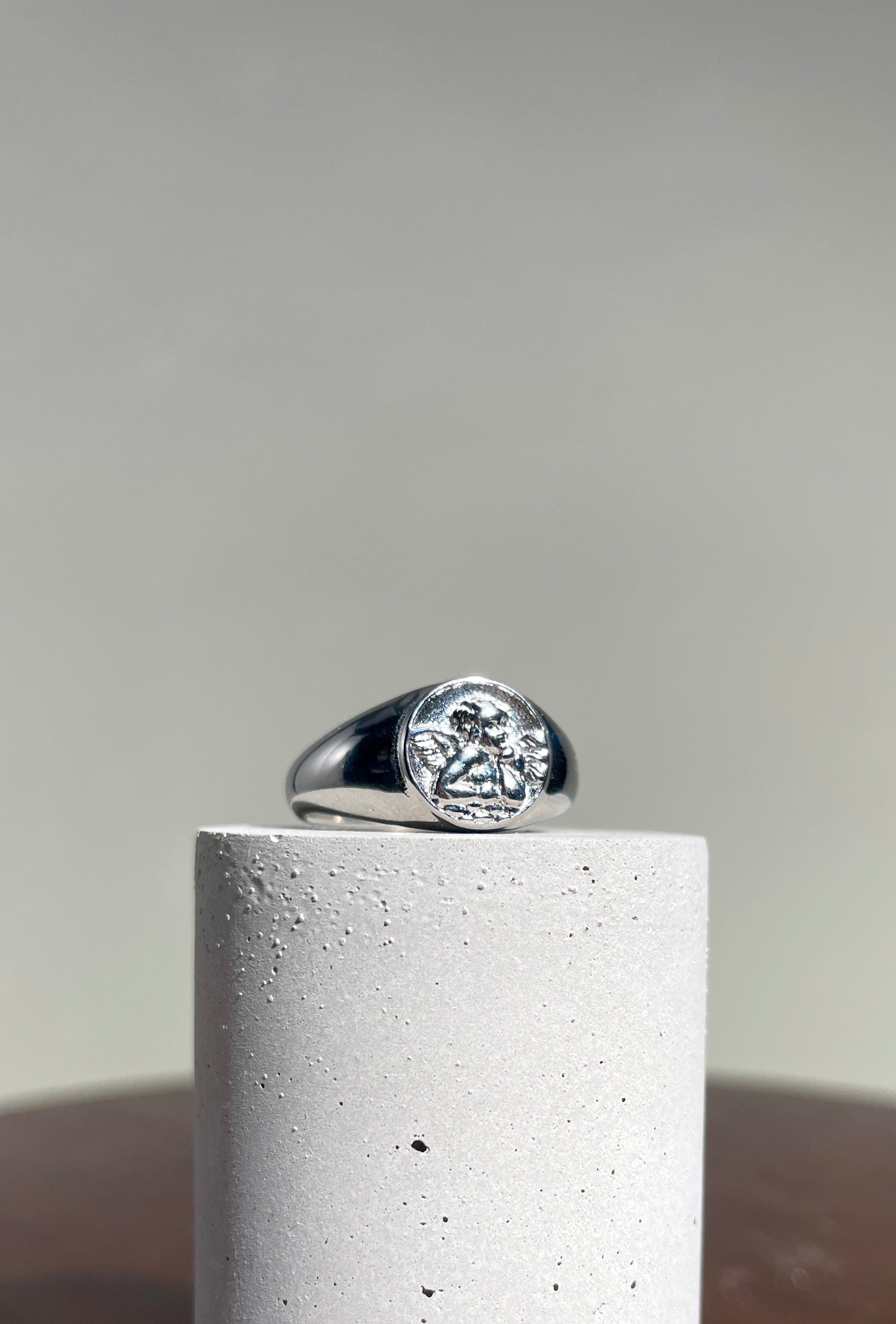 UN:IK Jewellery Angel Signet Ring - Silver