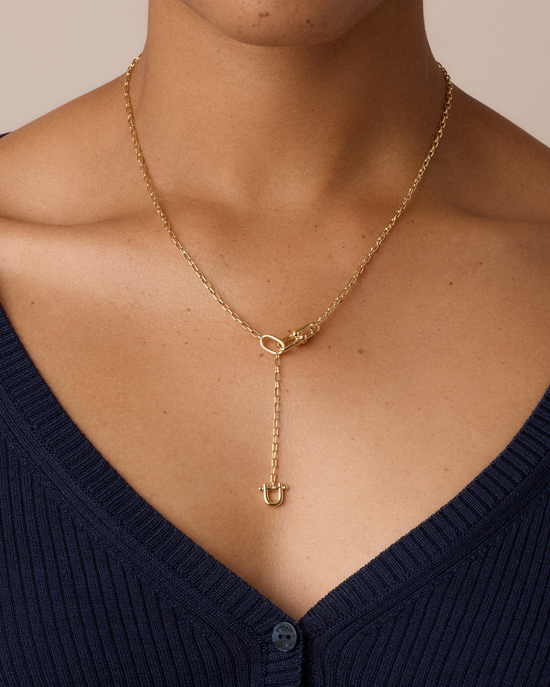 Winter 2026 Fashion Atlas Delicate Lariat