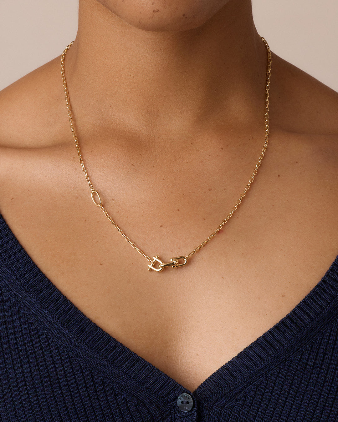 Winter 2026 Fashion Atlas Delicate Lariat