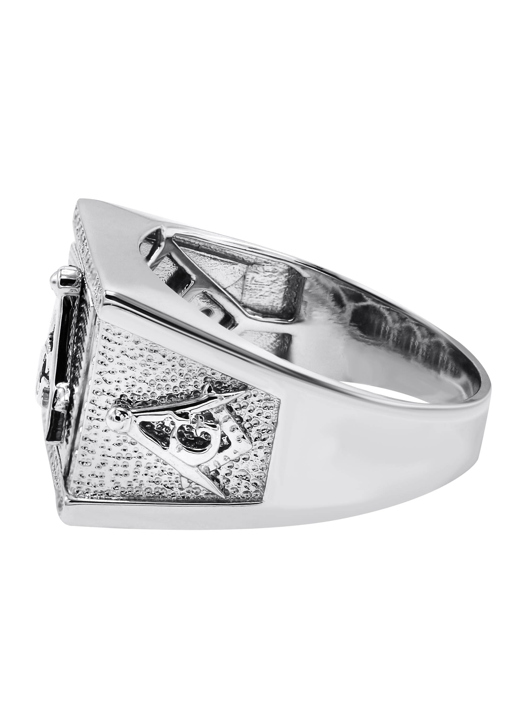 Manufacturer 43 Mens Silver Mason Signet Ring | Appx 7.8 Grams