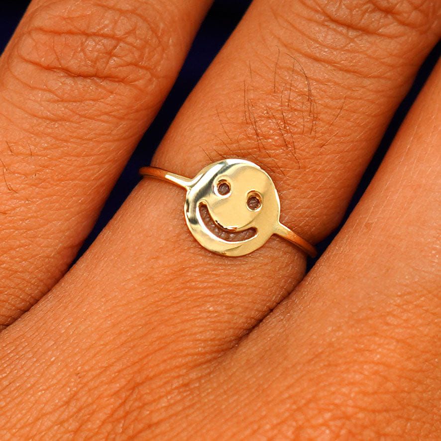 Automic Gold Studio Smiley Face Ring