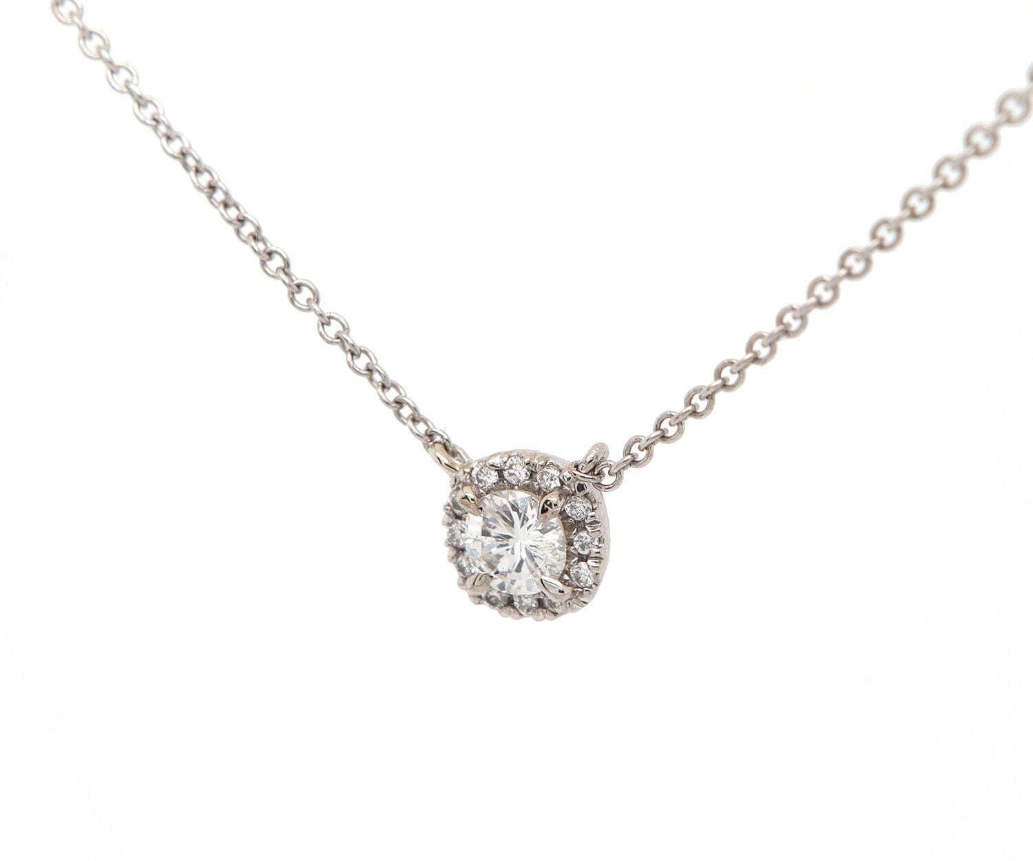 Diamond New 0.29ctw Round Diamond Cushion Frame Pendant Necklace in 14K