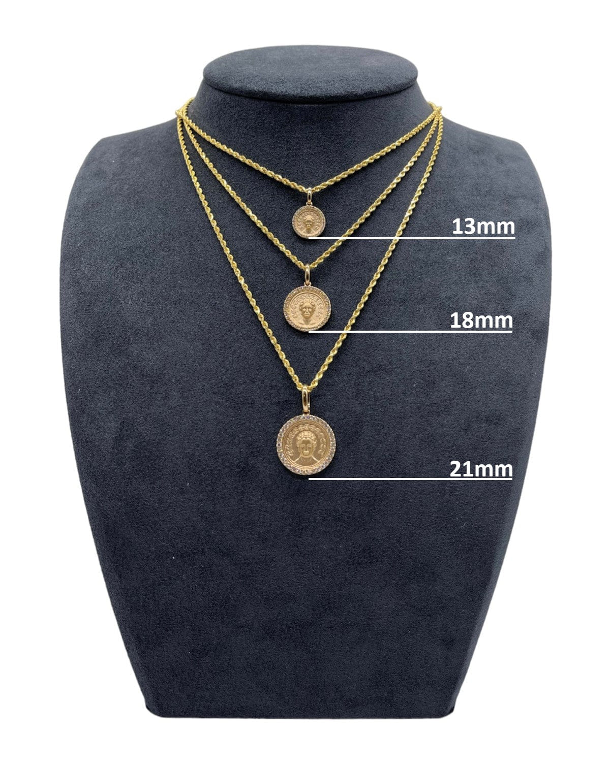 Dialust Praying Jesus Diamond Pendant