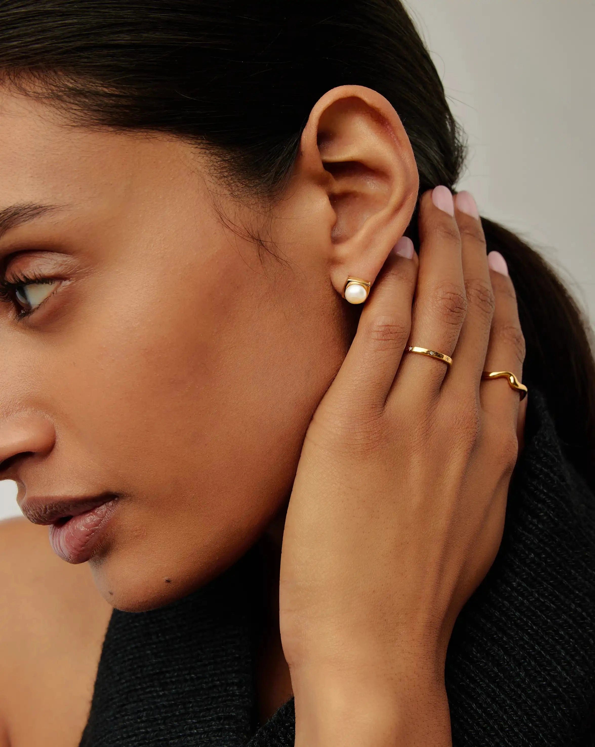 Pearl Button Pearl Square Stud Earrings | 18ct Gold Vermeil/Pearl
