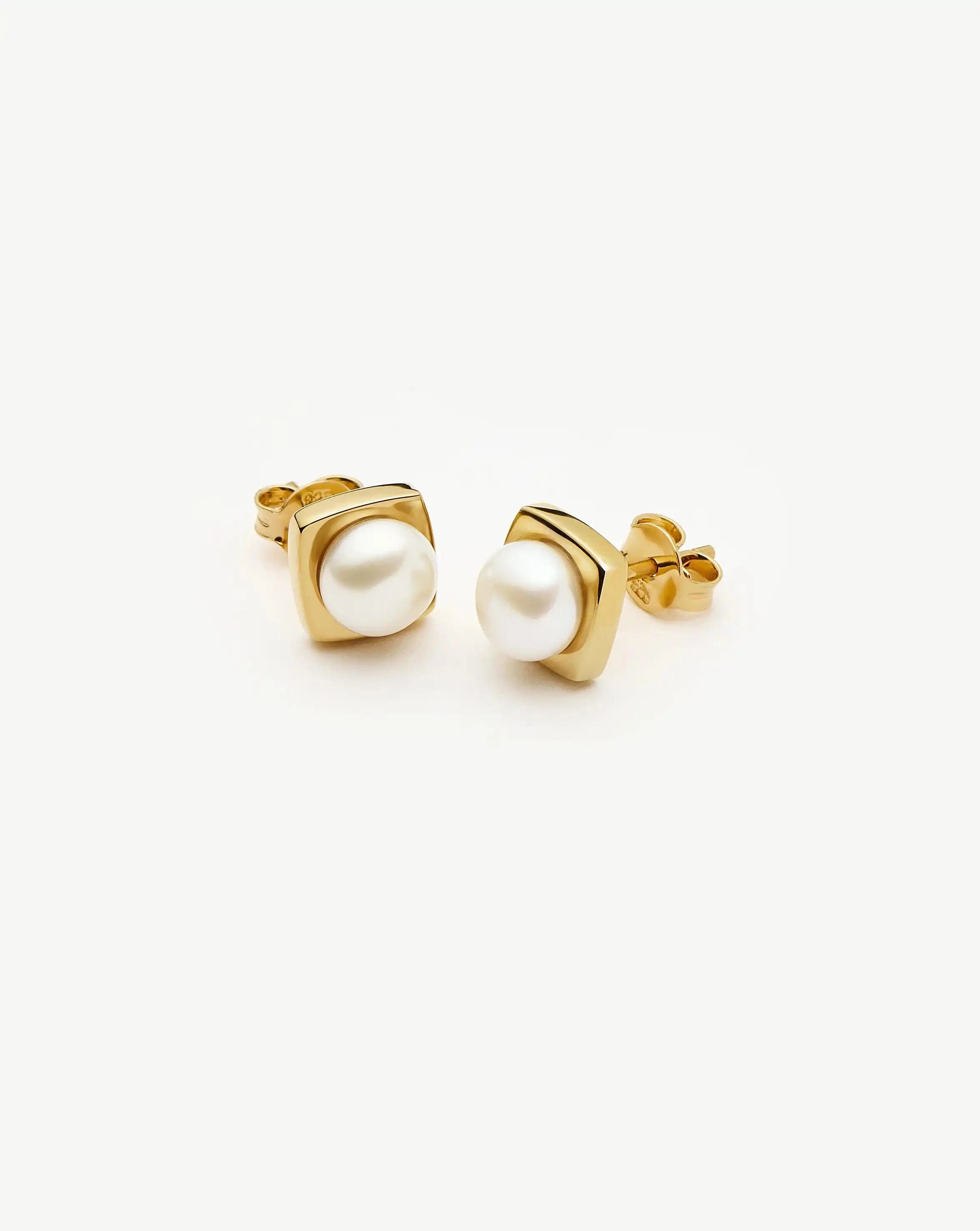Pearl Button Pearl Square Stud Earrings | 18ct Gold Vermeil/Pearl