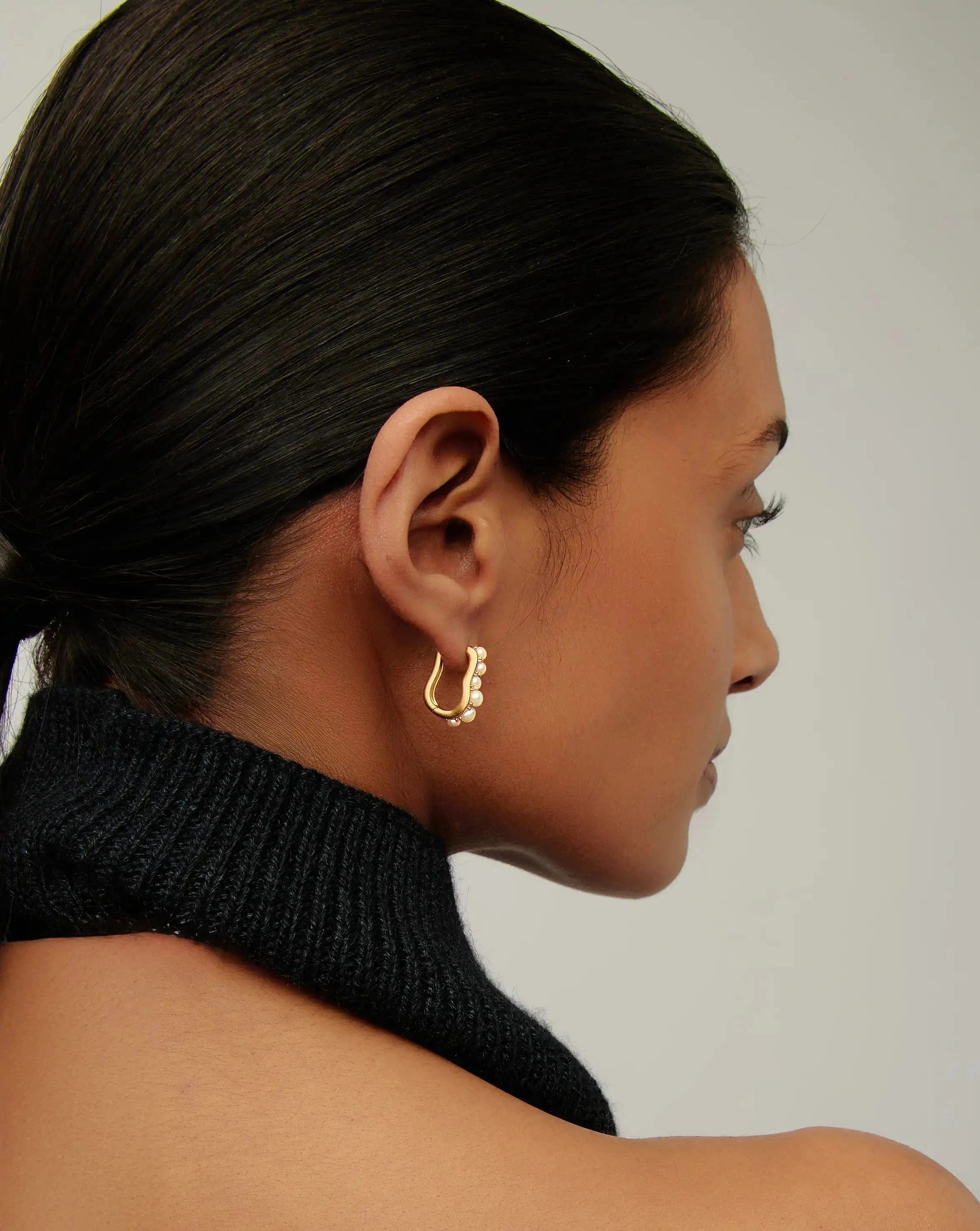 Pearl Wave Small Hoop Earrings | 18ct Gold Plated/Pearl