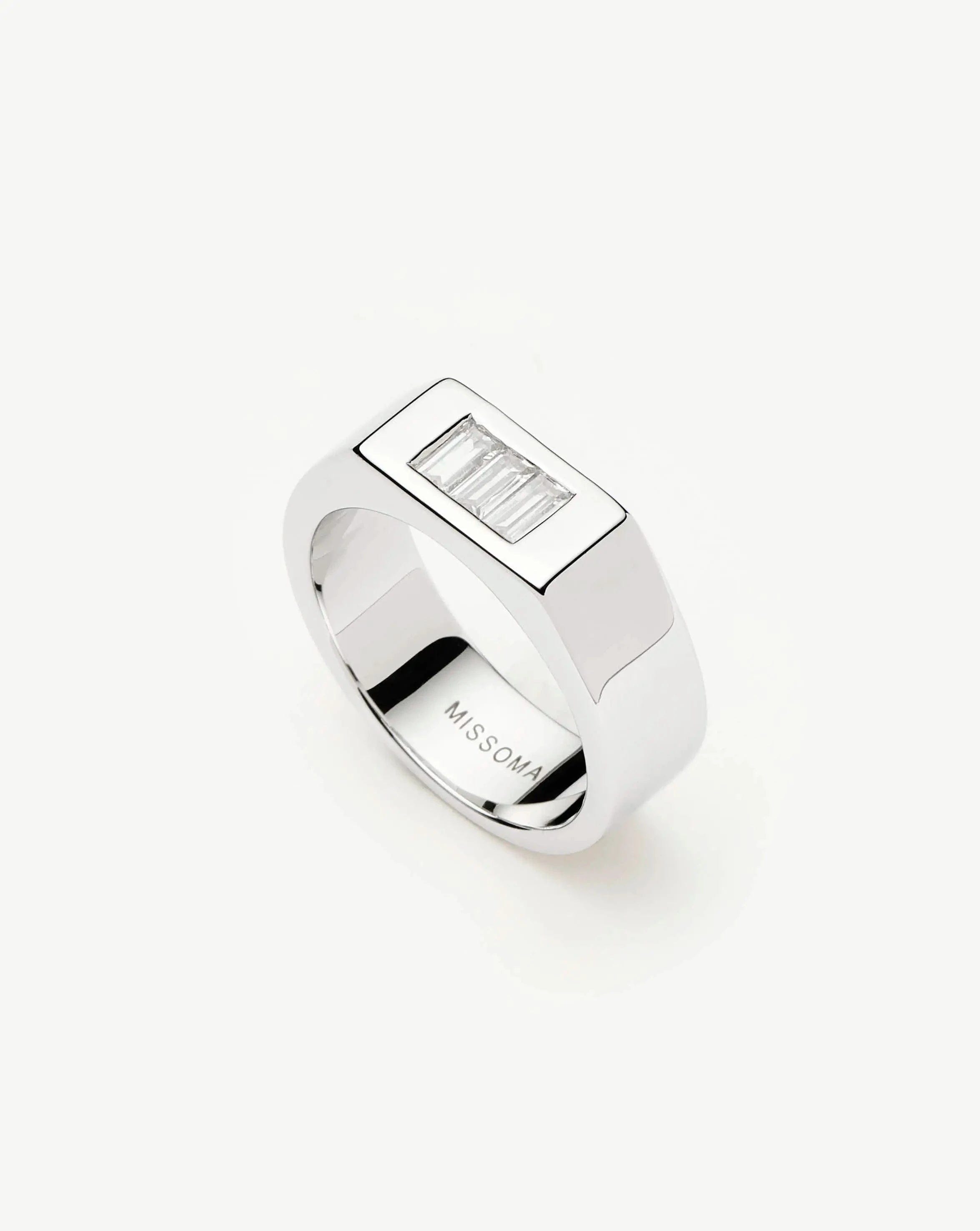 TRIPLE Lucy Williams Triple Stone Chunky Ring | Silver Plated