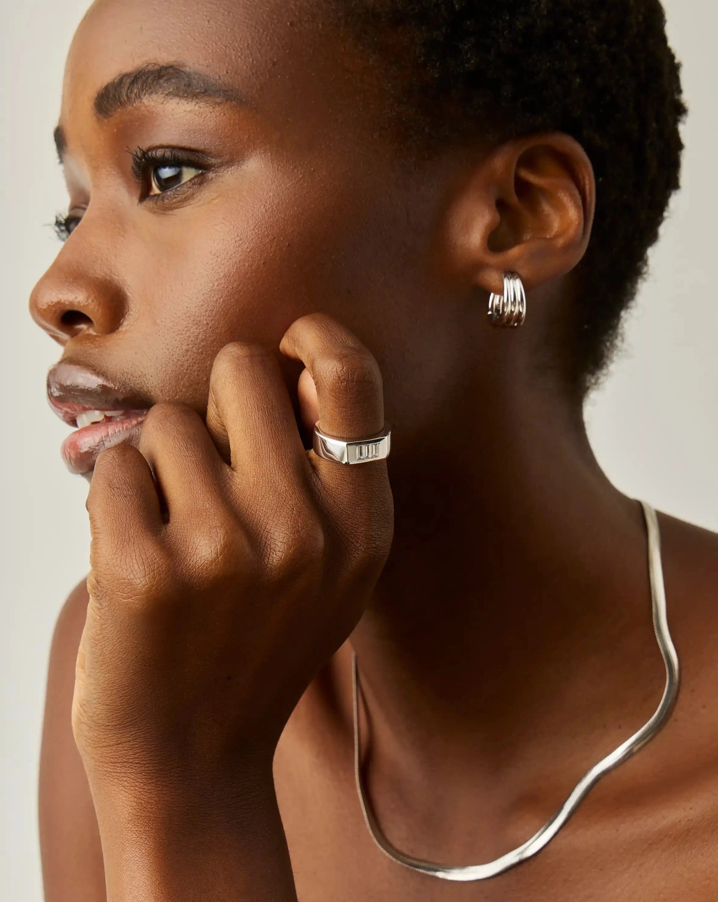 TRIPLE Lucy Williams Triple Stone Chunky Ring | Silver Plated
