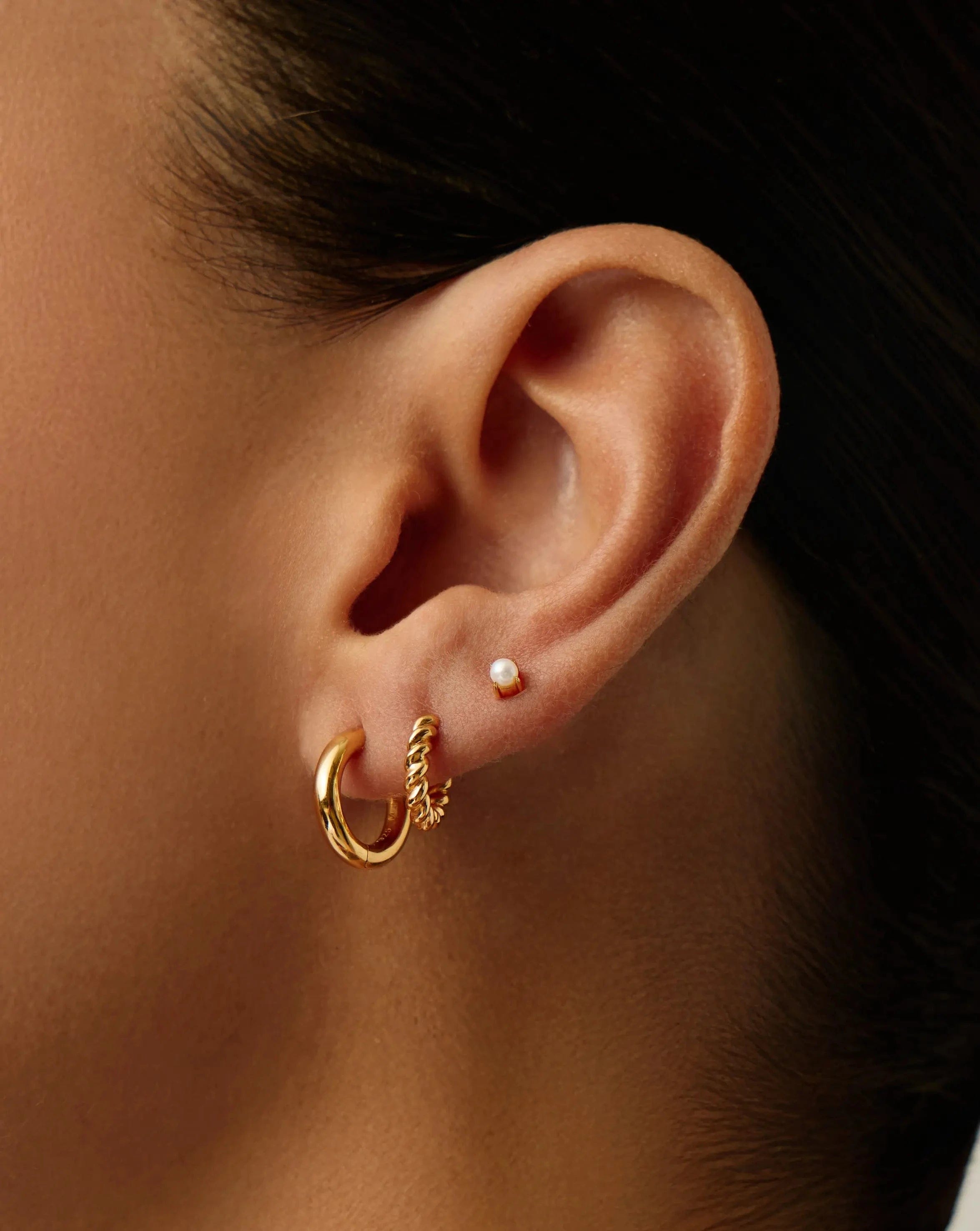 Classic Pearl Stud Earrings | 18ct Gold Vermeil/Pearl