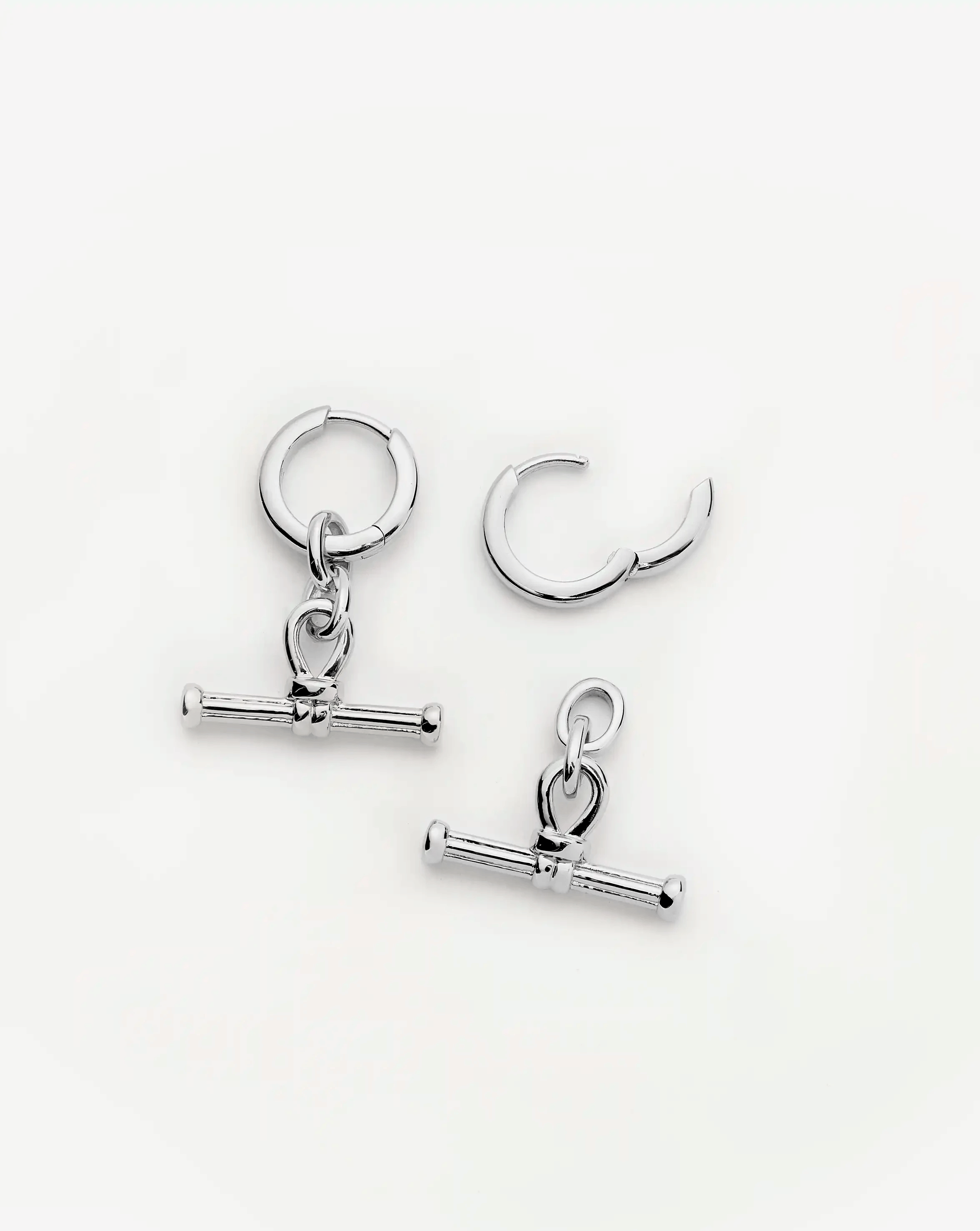 HUGGIES Ridge T - Bar Drop Huggies | Silver Plated