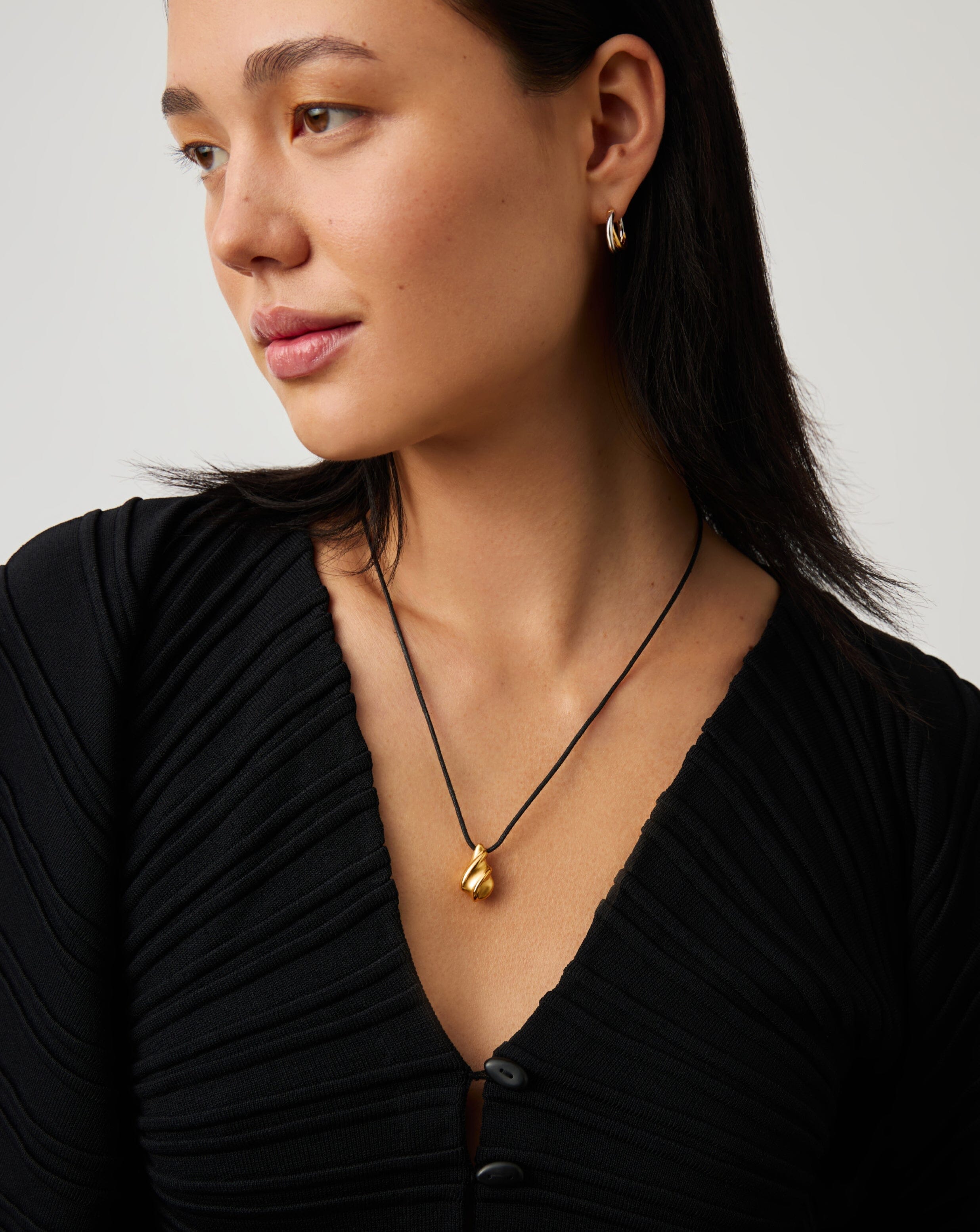 Droplet Savi Ridge Droplet Pendant Cord Necklace | 18ct Gold Plated