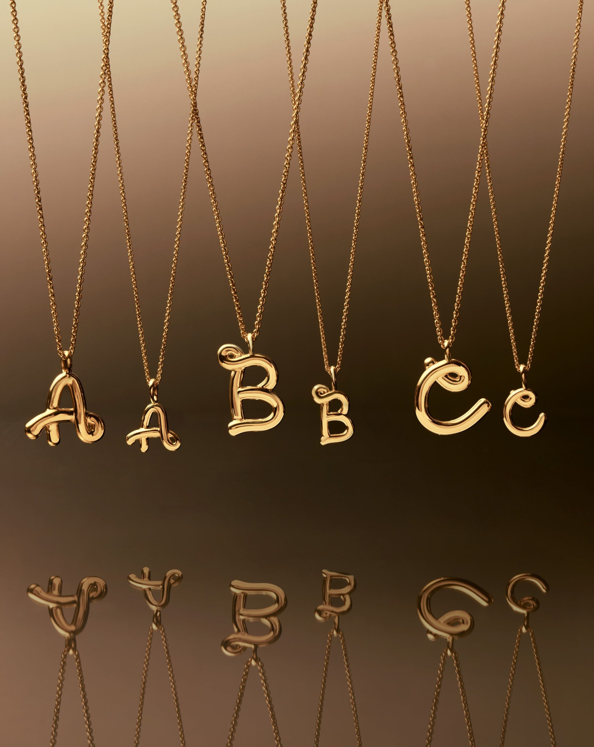 Initial Curly Molten Mini Initial Necklace - B | 18ct Gold Vermeil