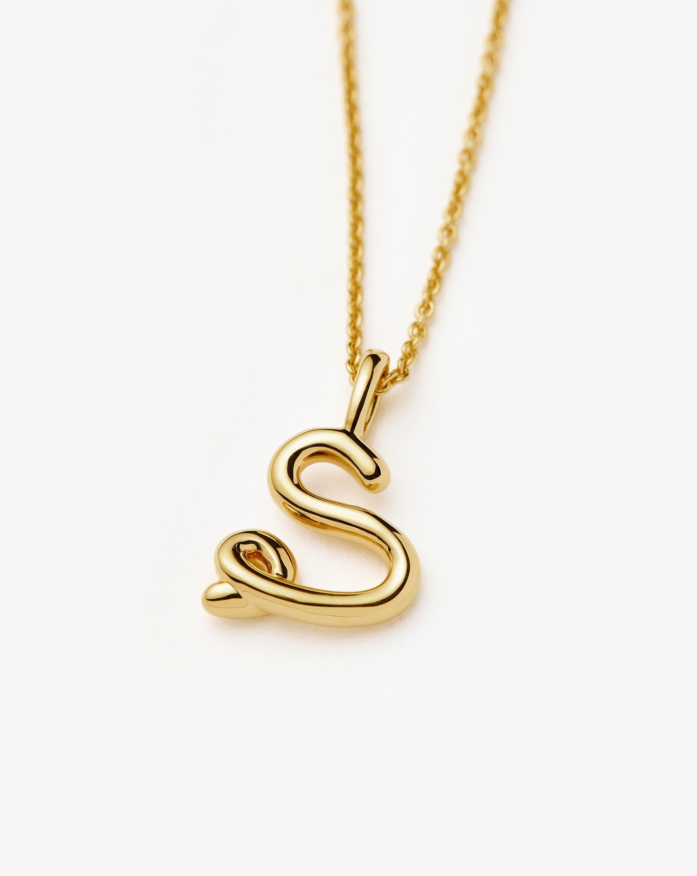 Initial Curly Molten Mini Initial Necklace - S | 18ct Gold Vermeil