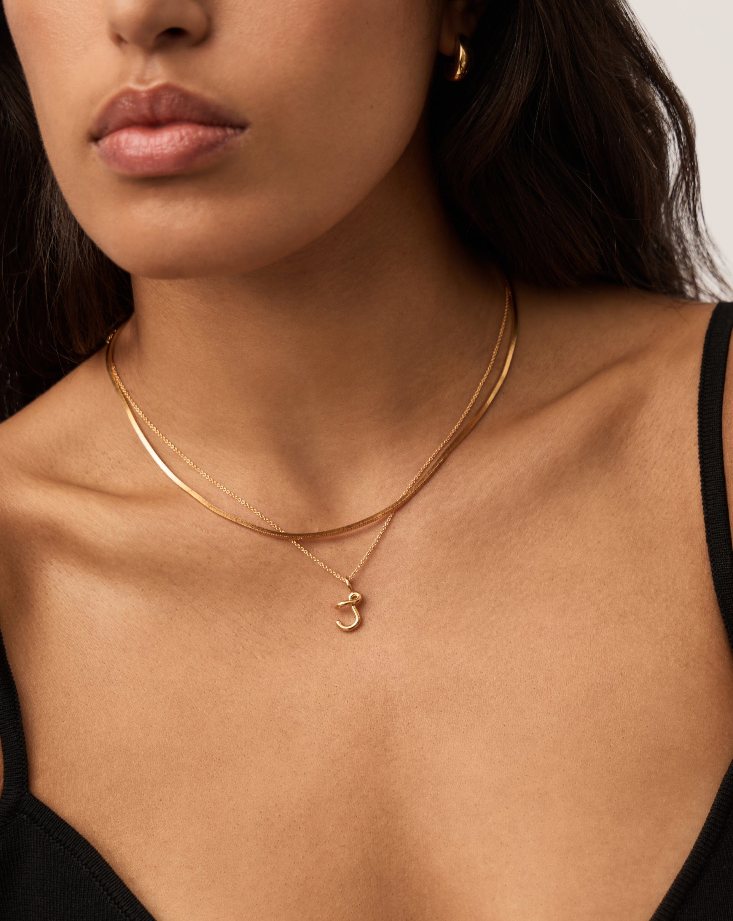 Initial Curly Molten Mini Initial Necklace - J | 18ct Gold Vermeil