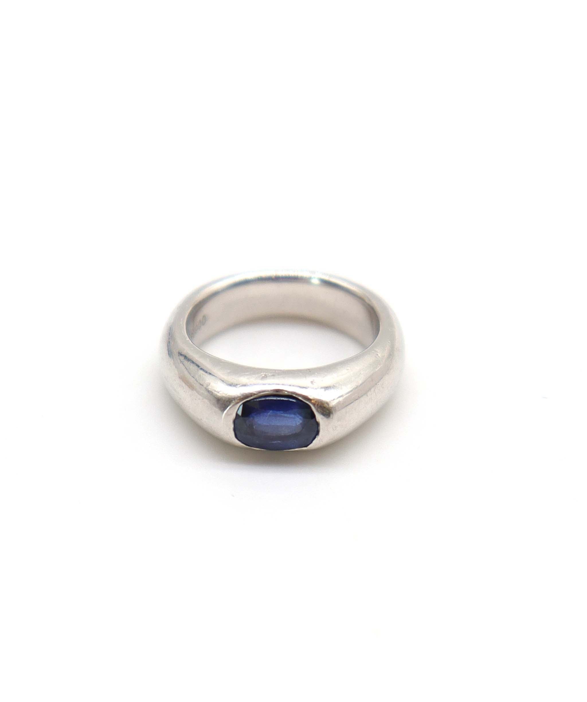 RING 0.5ct oval sapphire platinum ring size 40 DXBS4402