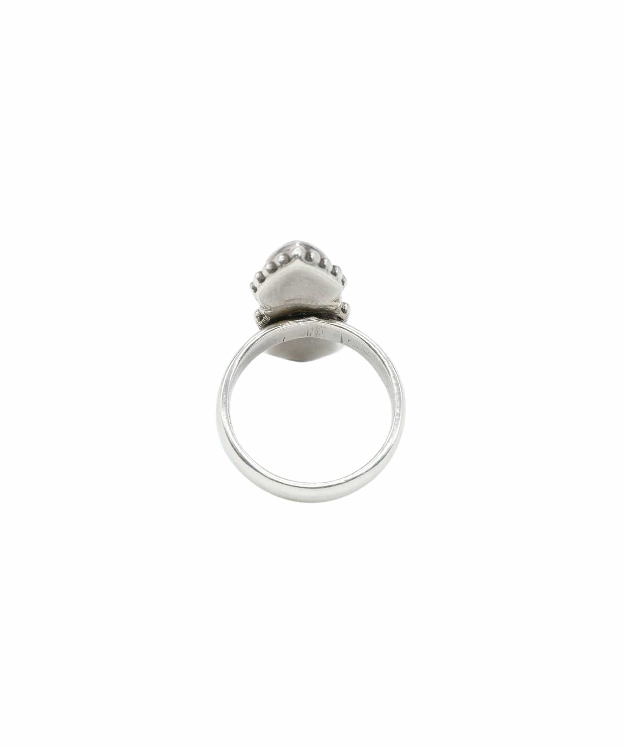 RING Three stone amethyst ring