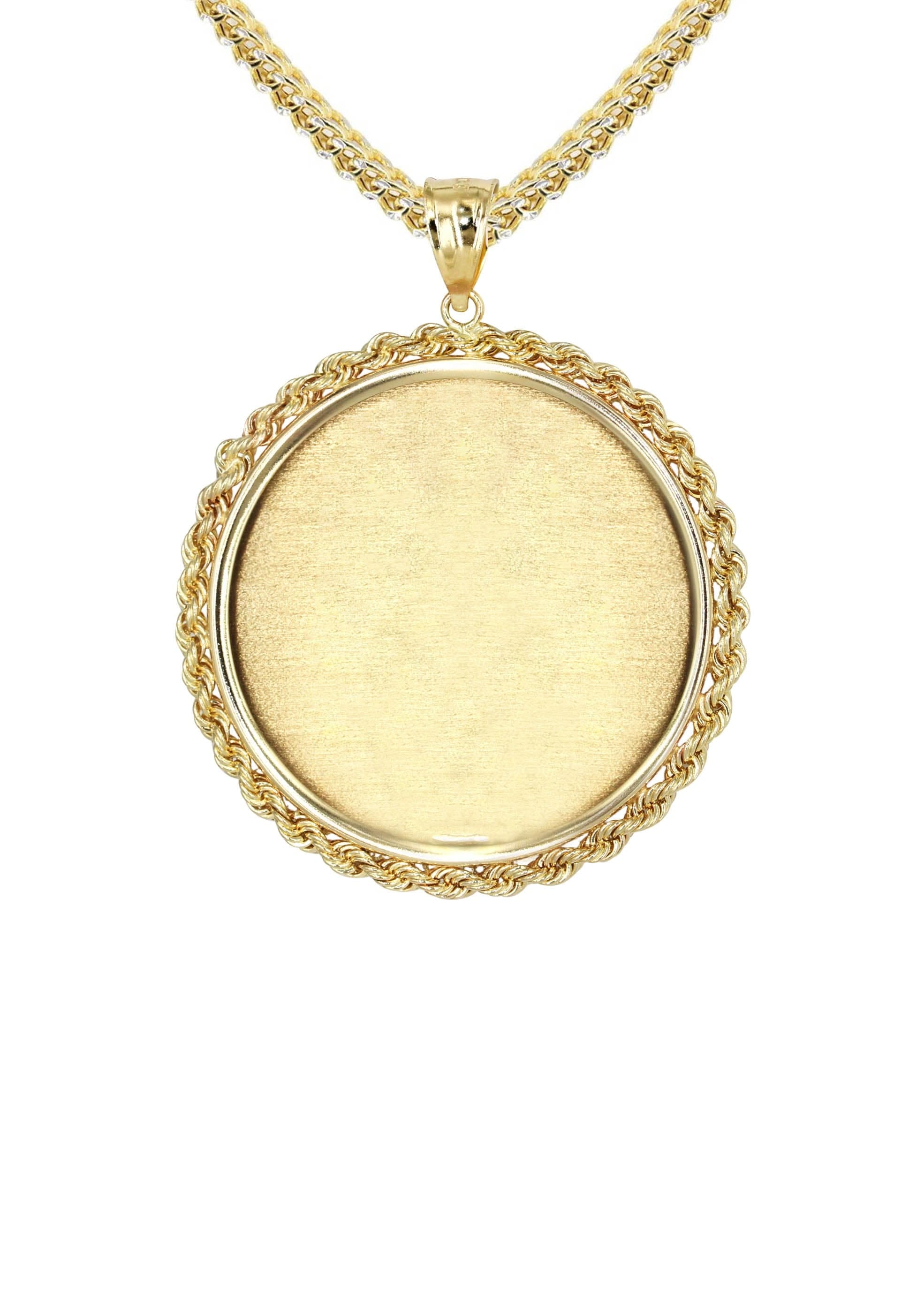 Manufacturer 16 14K Yellow Gold Round Rope Link Picture Pendant Necklace | Appx. 1.2 Inch