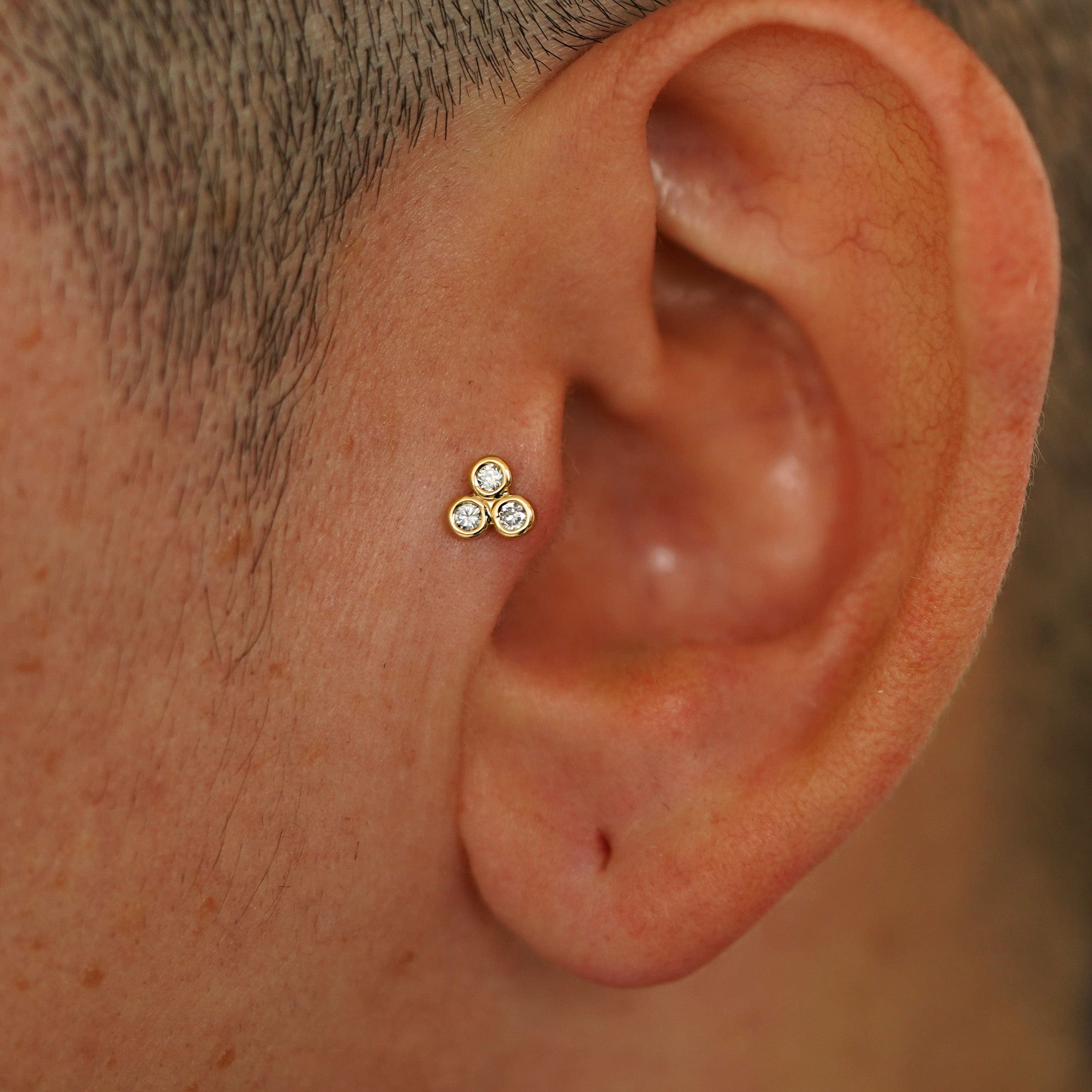 Automic Gold Studio Lab Diamond Trio Flatback Piercing