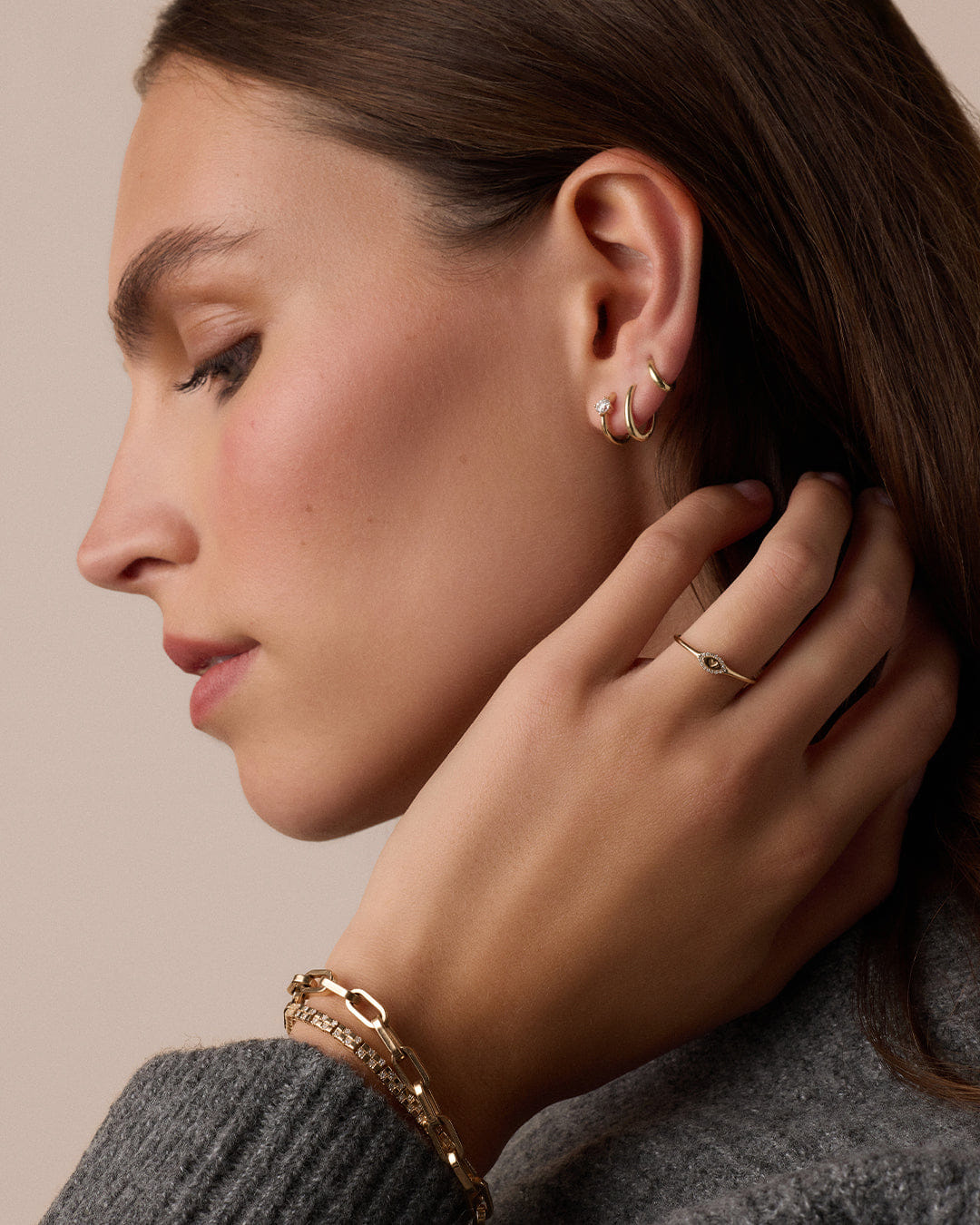 Fine 14K Gold Everyday Oval Huggies