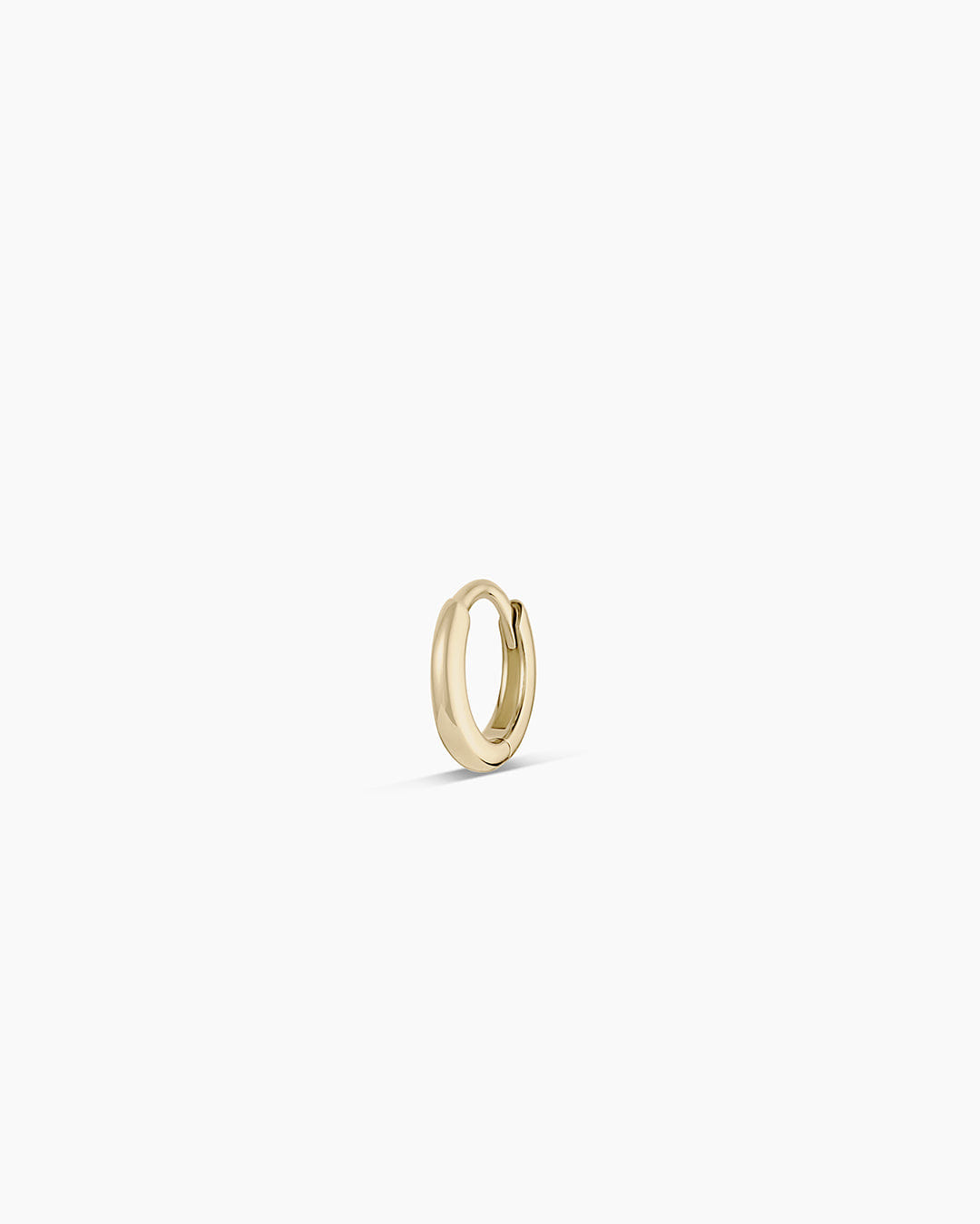 Fine 14K Gold Everyday Oval Single Huggie
