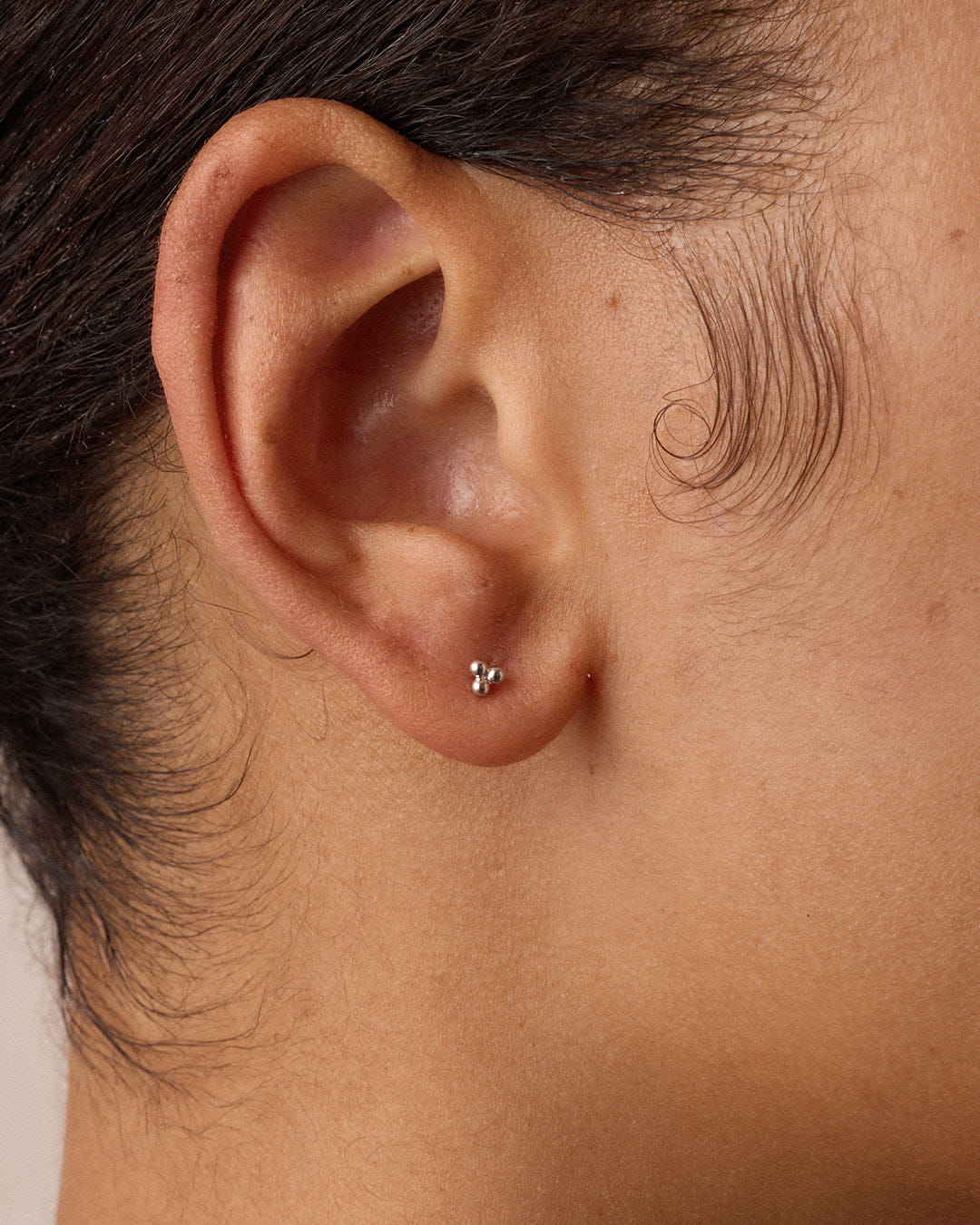 Fine 14K Gold Trio Flat Back Single Stud