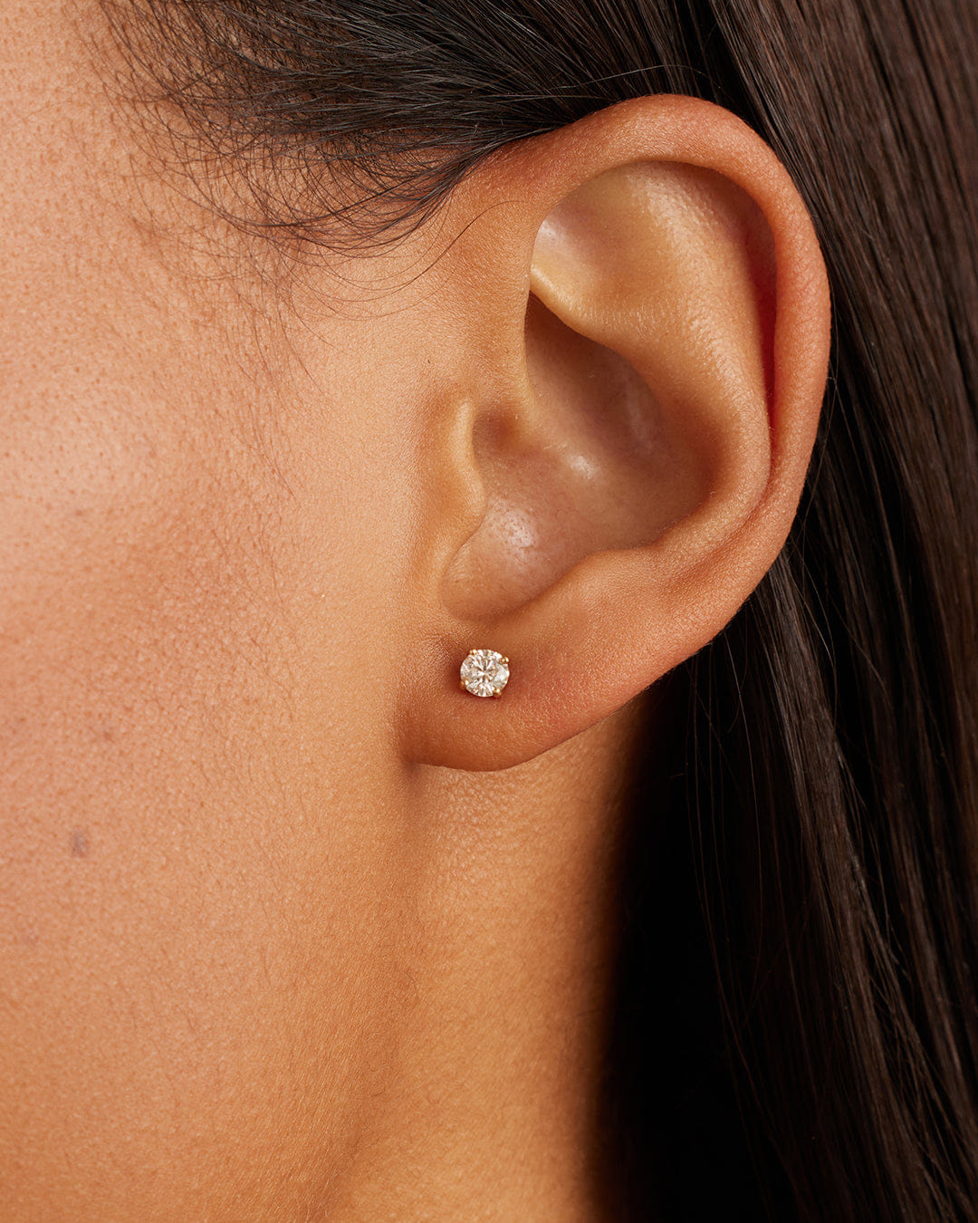 Fine 14K Diamond Solitaire Single Stud