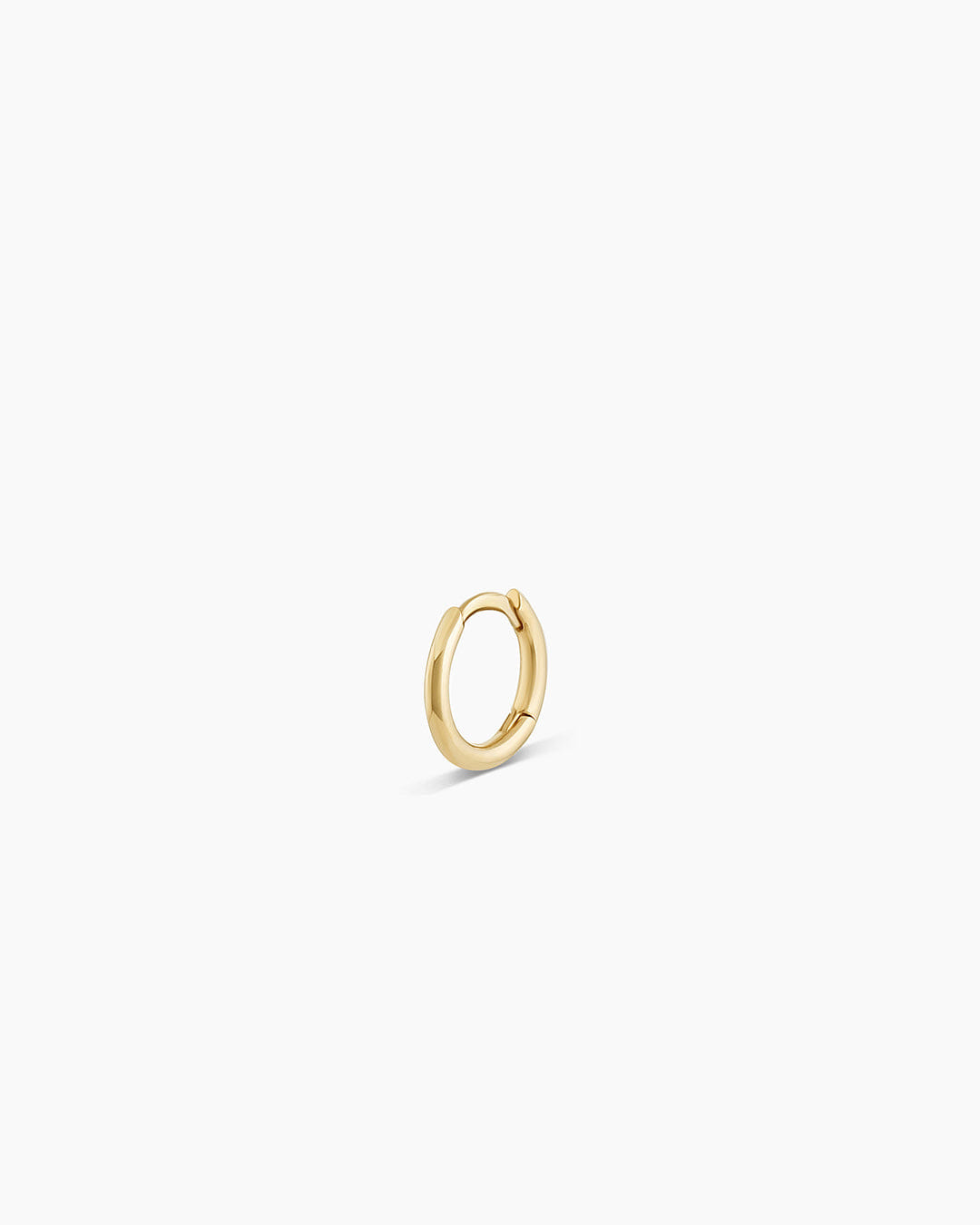 Fine 14K Gold Classic Single Huggie