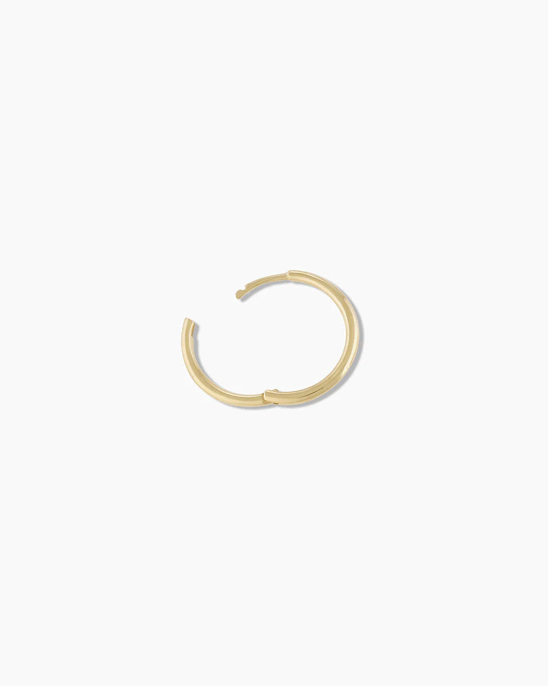 Fine 14K Gold Classic Single Huggie