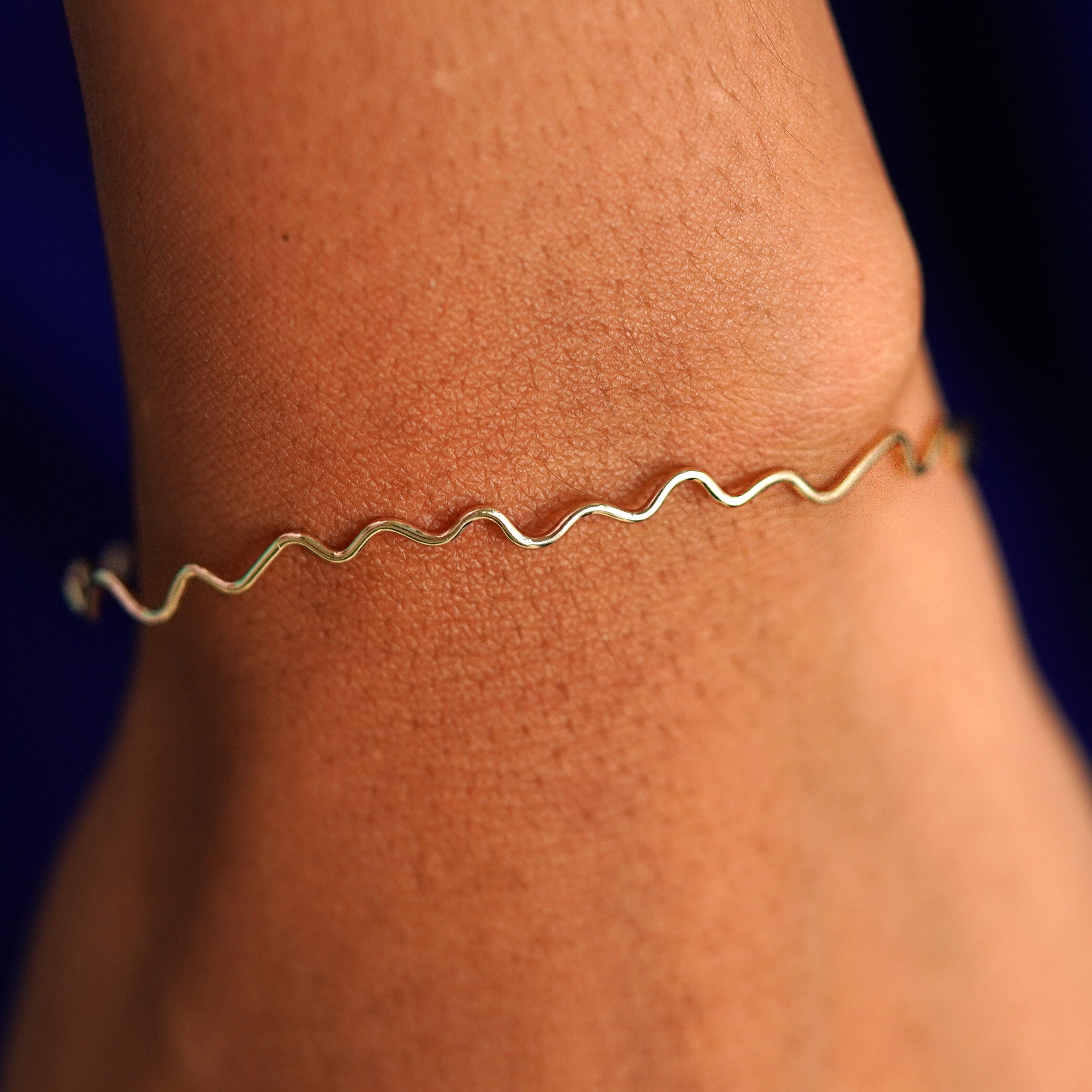 Automic Gold Studio Wave Bangle