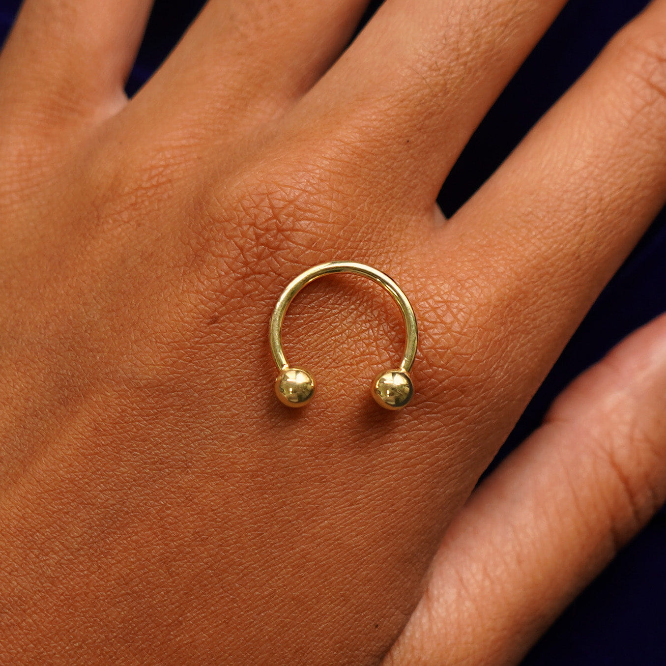 Automic Gold Studio Large Horseshoe Piercing