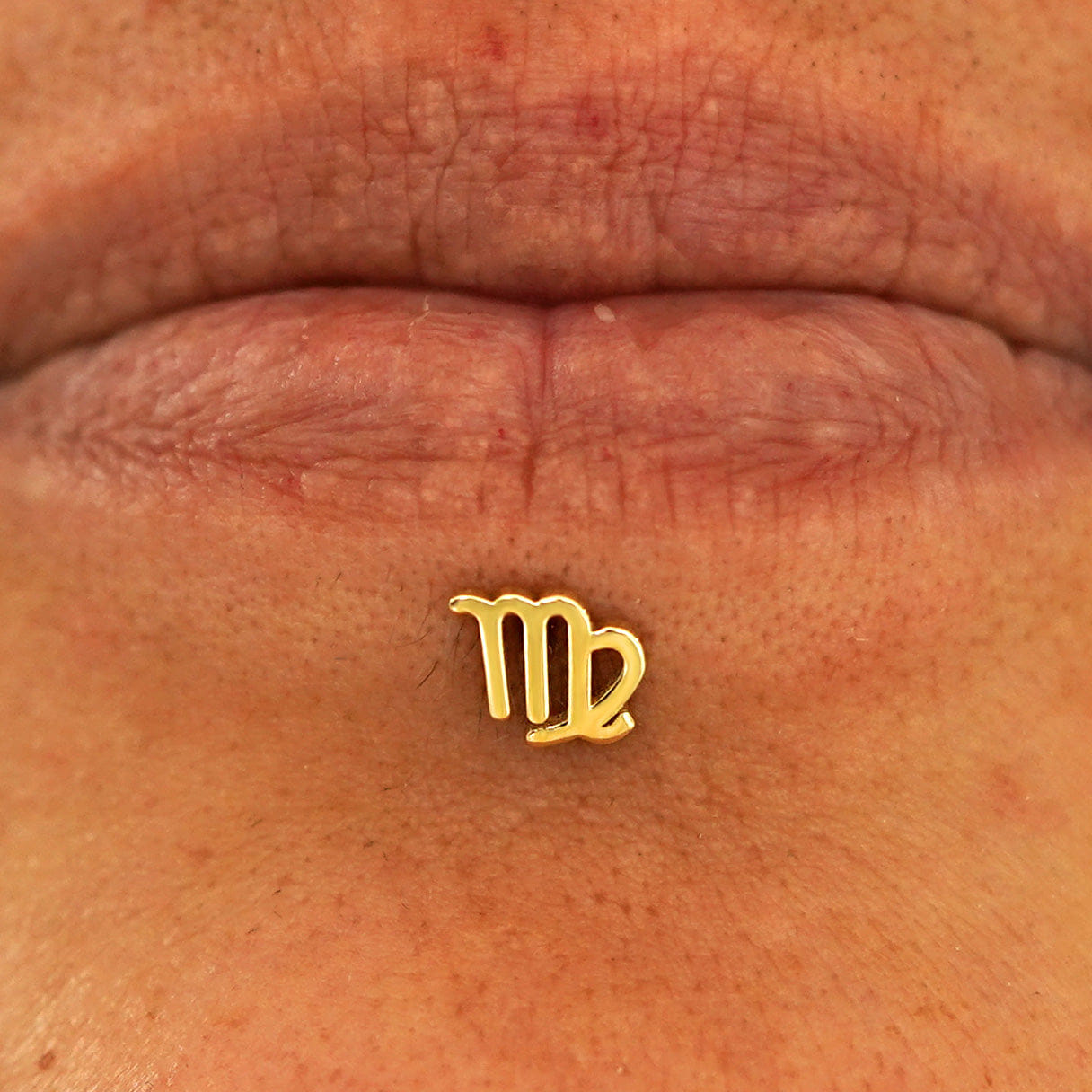 Automic Gold Studio Horoscope Flatback Piercing