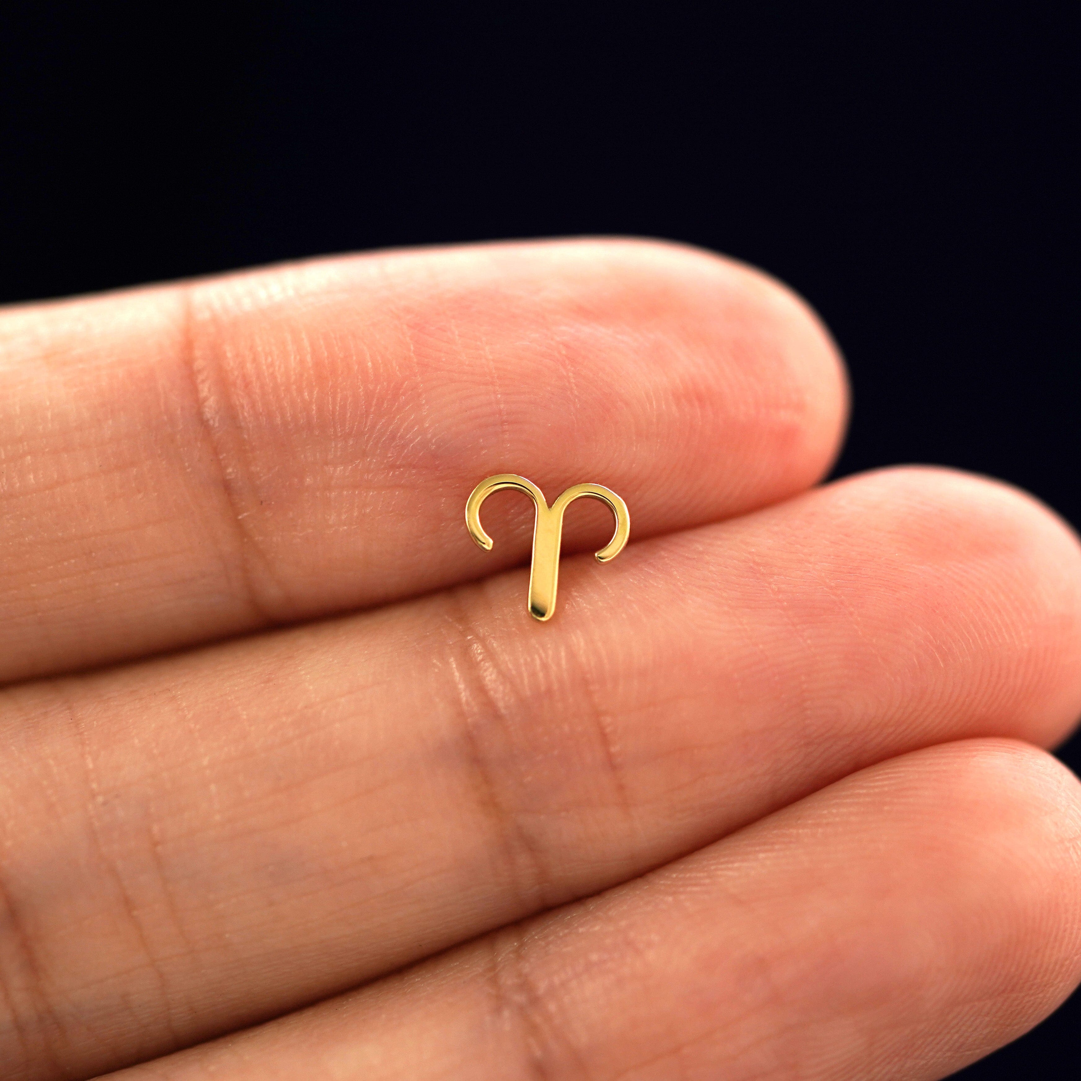 Automic Gold Studio Horoscope Earring