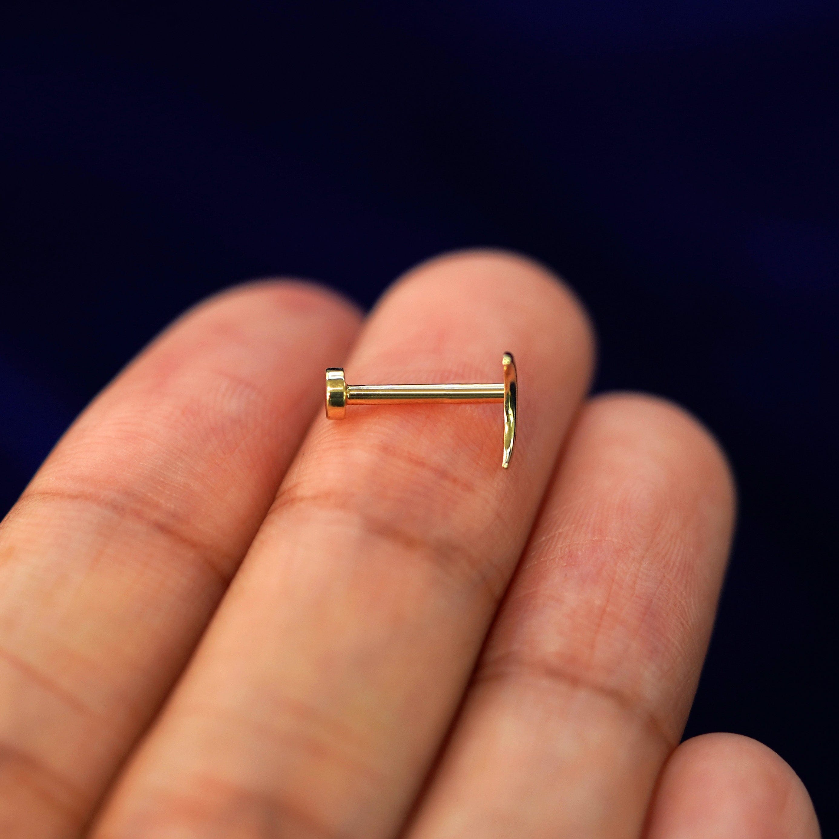 Automic Gold Studio Moon Flatback Piercing
