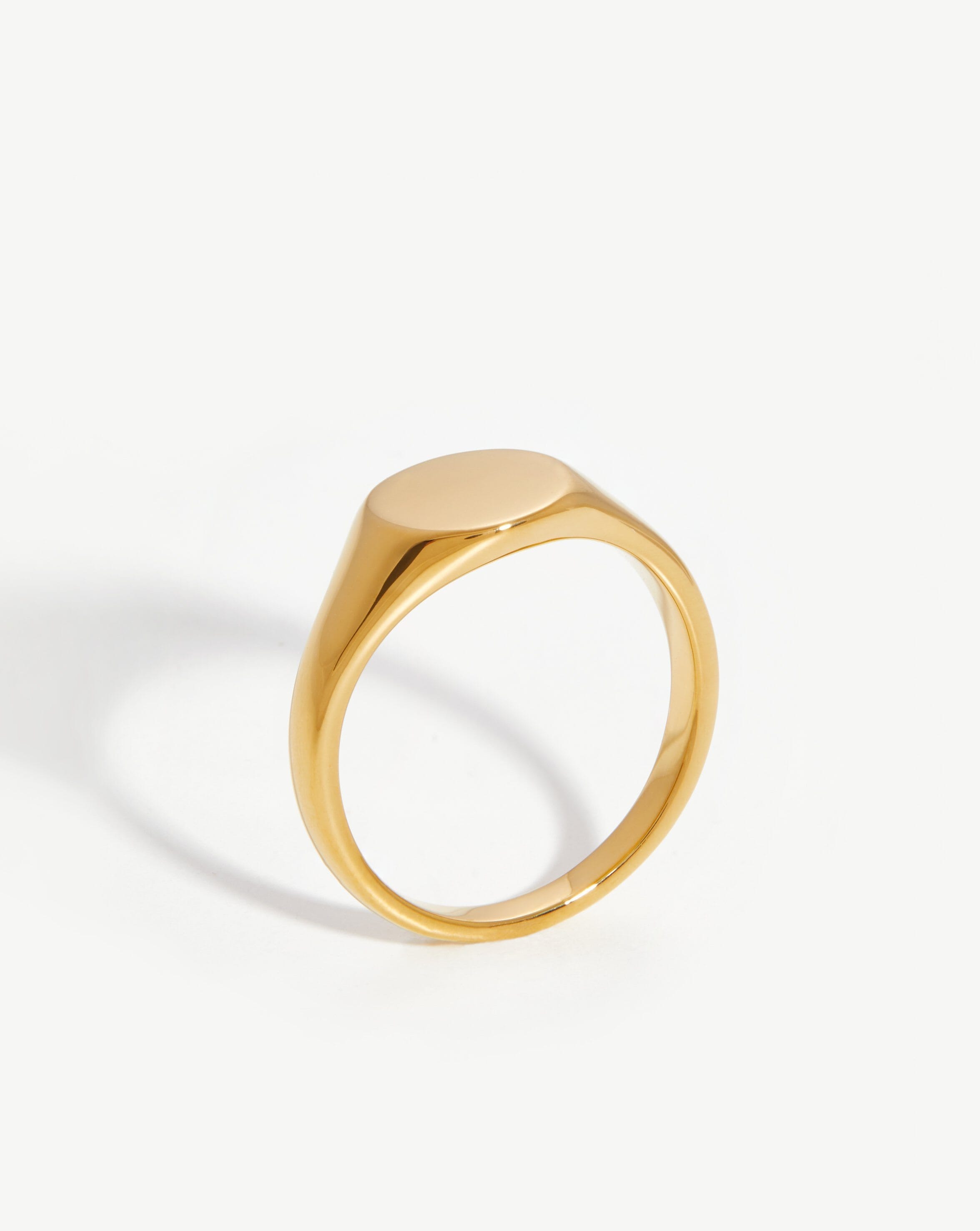 RING Engravable Round Signet Ring | 18ct Gold Vermeil