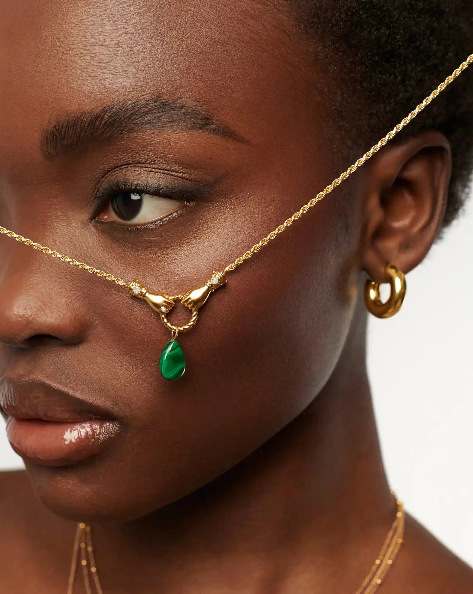 Pearl Harris Reed In Good Hands Drop Pendant Necklace | 18ct Gold Plated/Malachite & Pearl