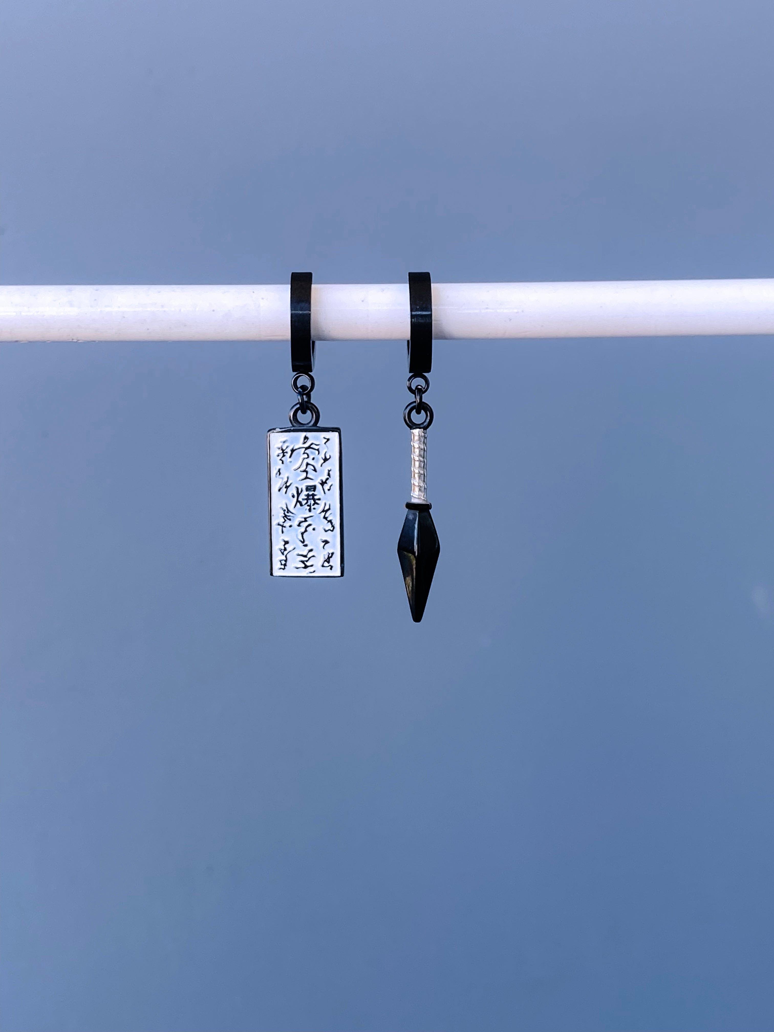 Misterverse Naruto™ Paper Bomb Kunai Earrings