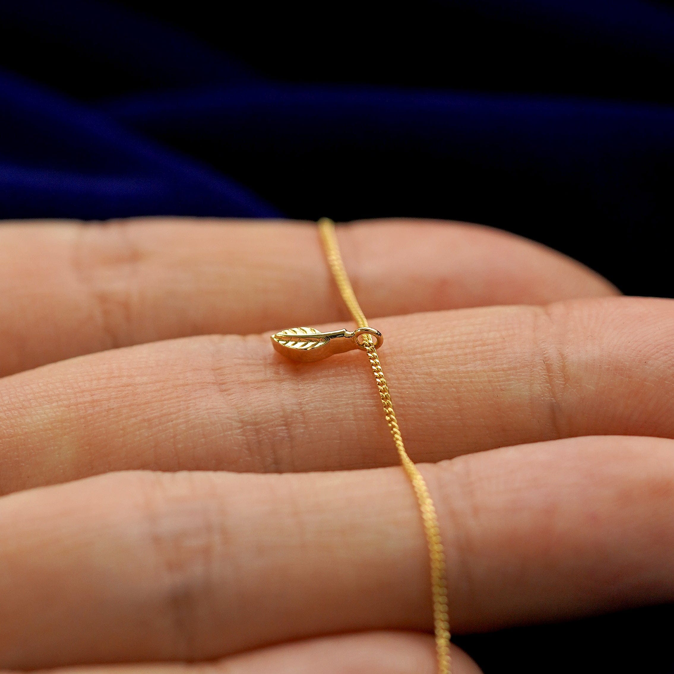 Automic Gold Studio Mini Leaf Necklace