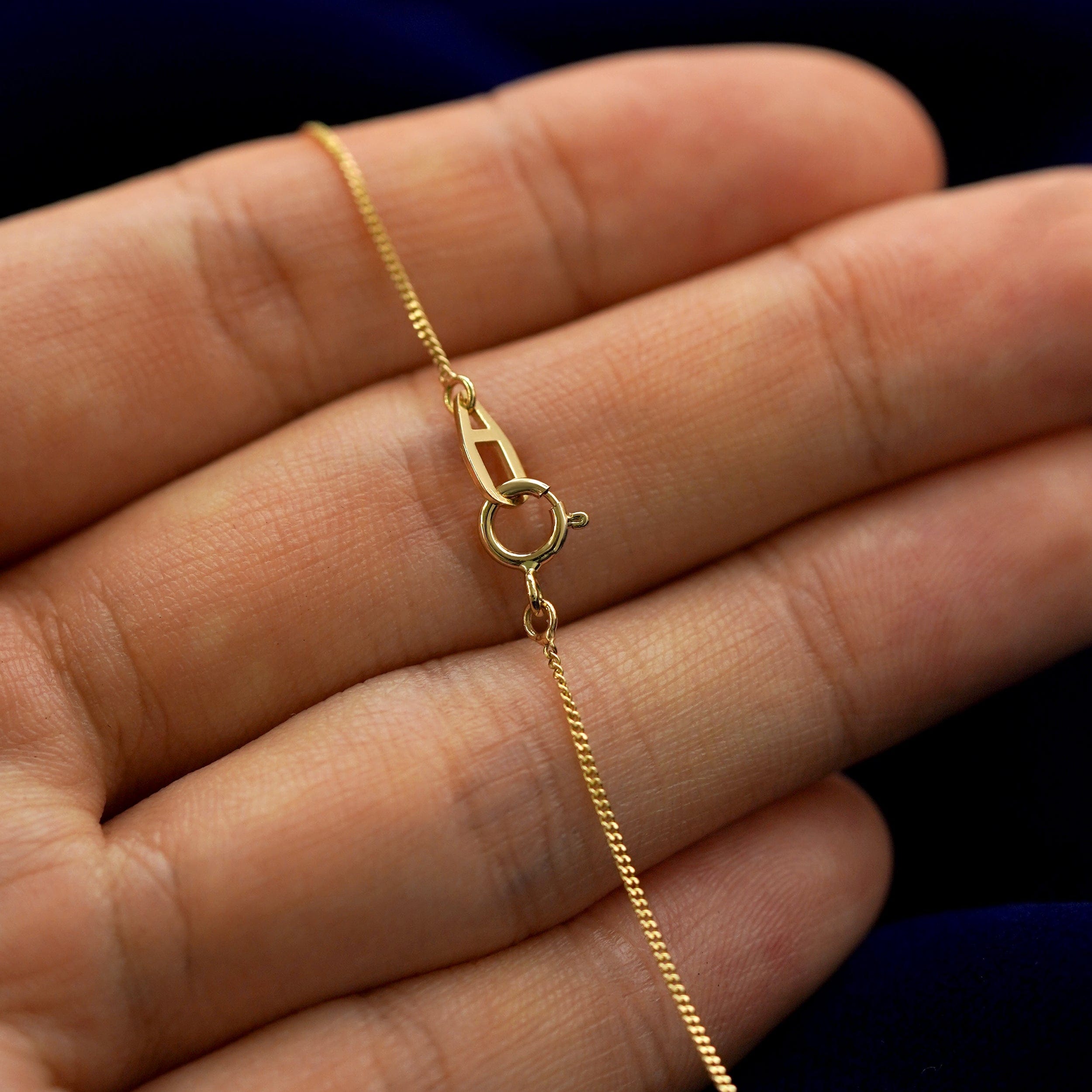 Automic Gold Studio Mini Leaf Necklace