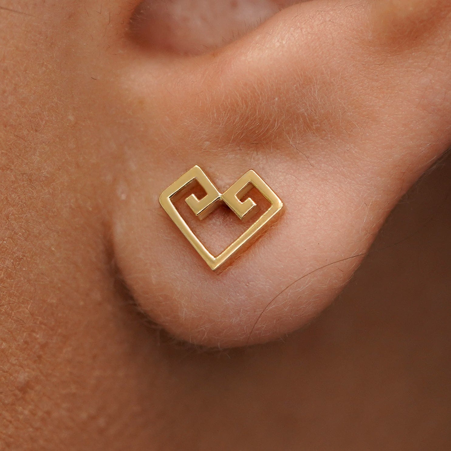 Automic Gold Studio Chere Heart Earring