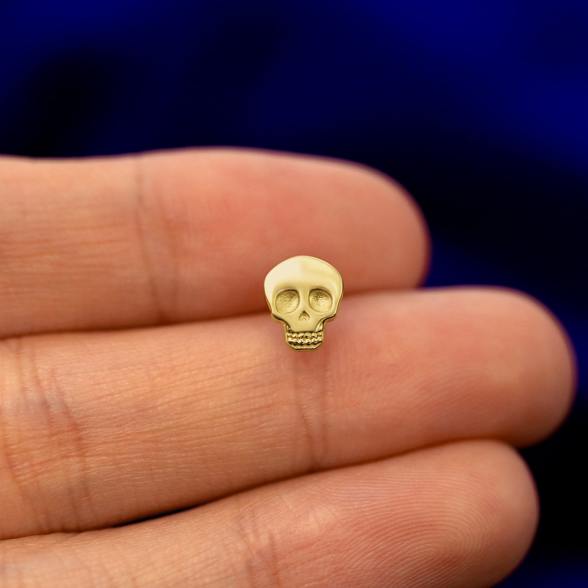 Automic Gold Studio Skull Earring