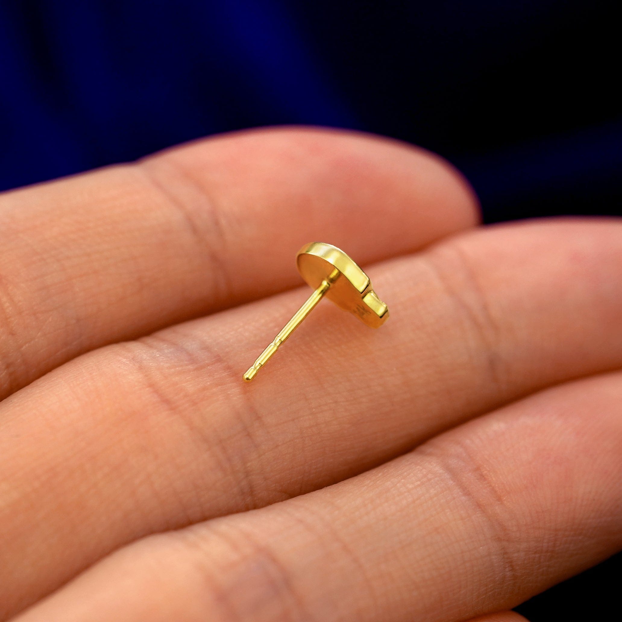 Automic Gold Studio Skull Earring