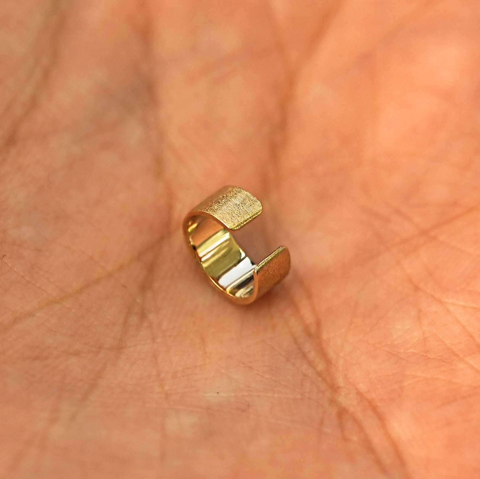 Automic Gold Studio Stardust Wide Cuff
