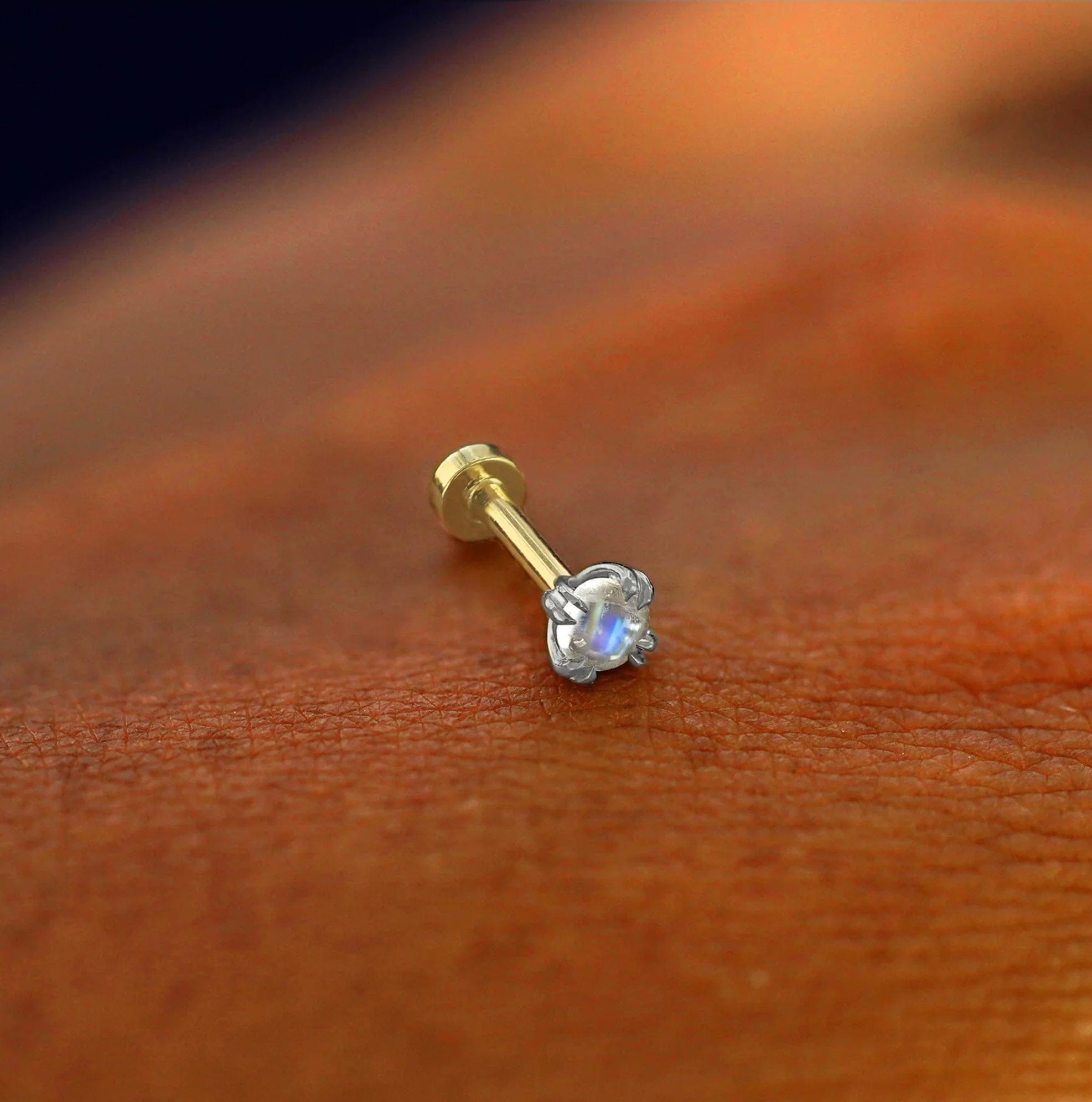 Automic Gold Studio Moonstone Flatback Piercing