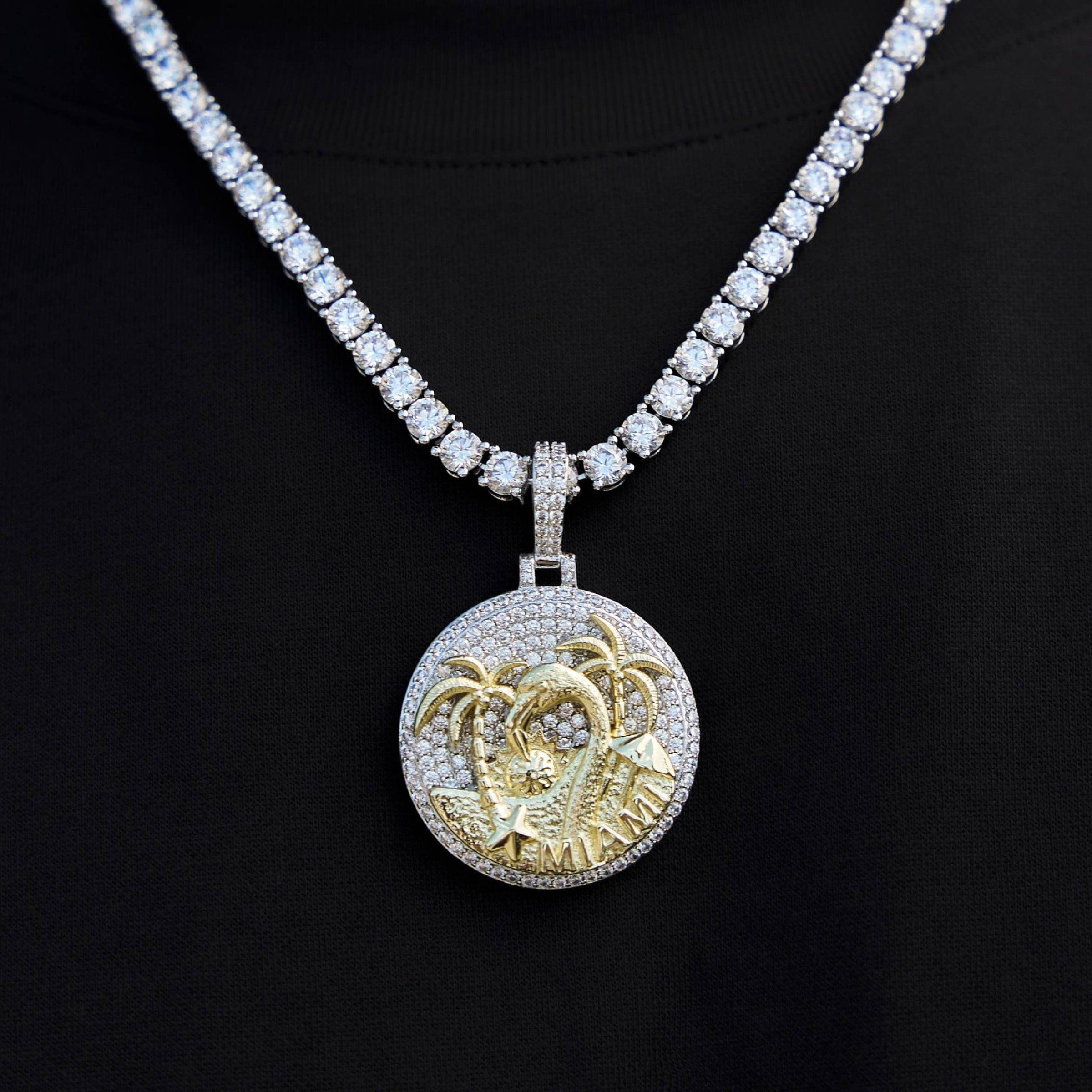 GLD Men Iced Miami Pendant in White Gold