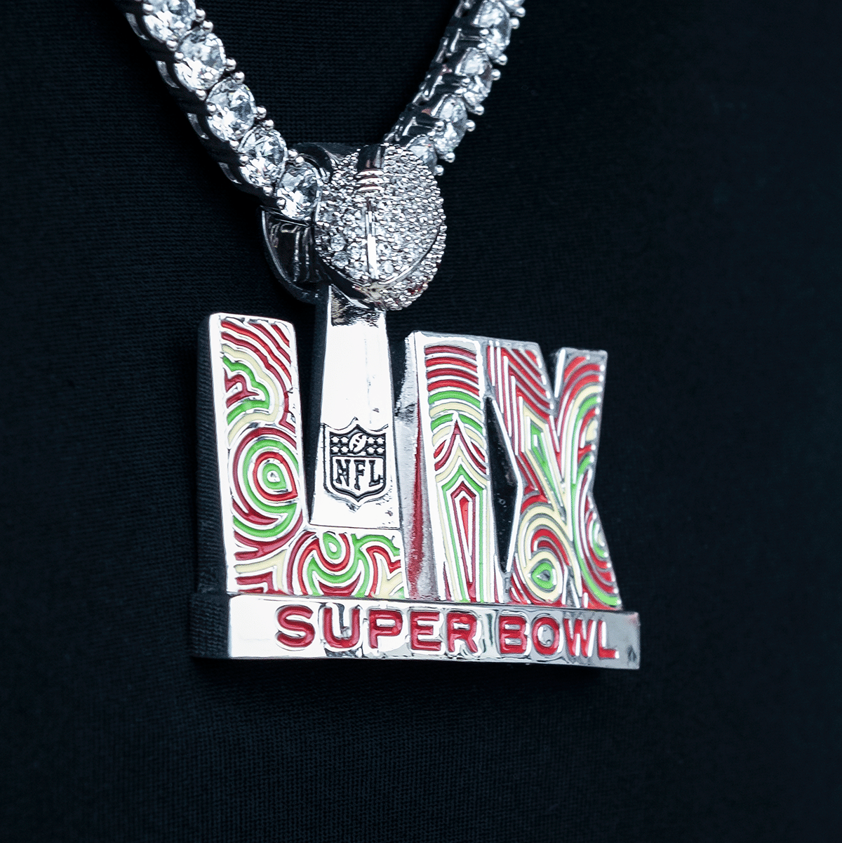 GLD PROMO Super Bowl LIX Logo Pendant - White Gold