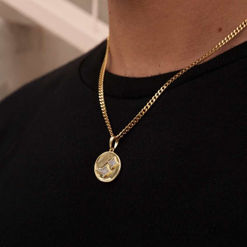 GLD PROMO GLD Stars Coin Pendant - Yellow Gold
